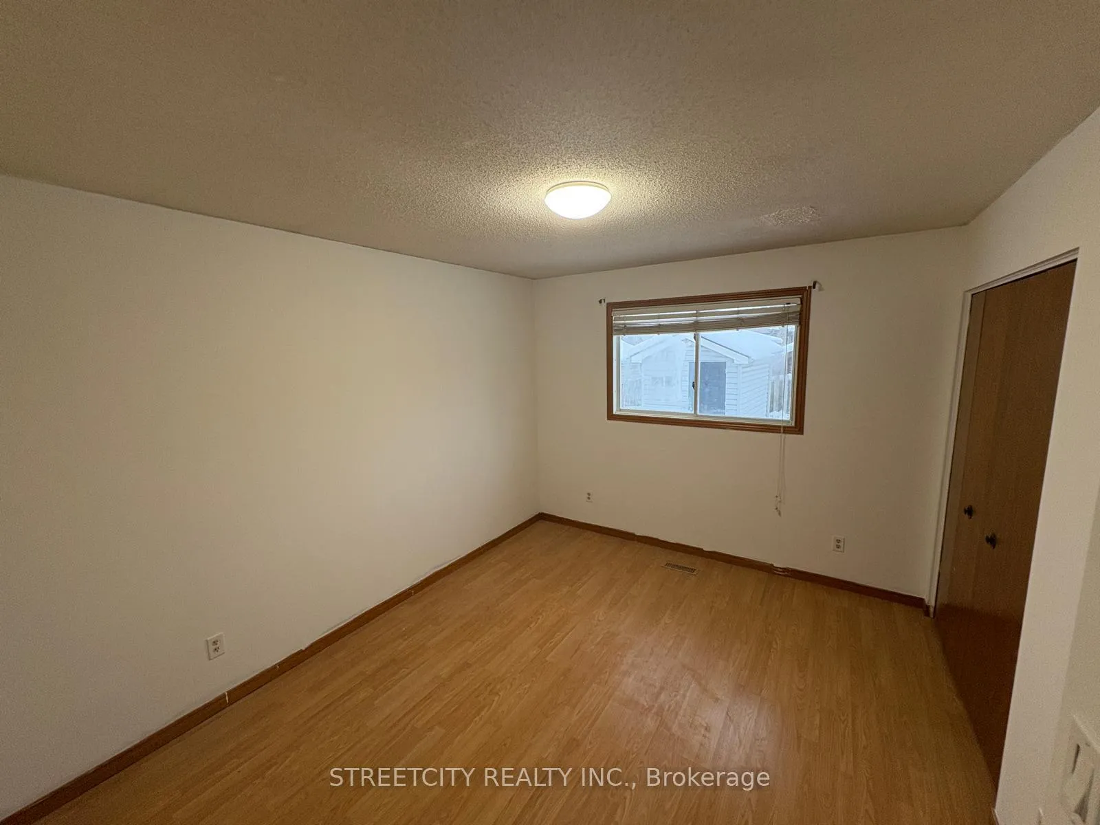 Photo 9 of 34 Glenroy Road, London, South T — HOMEH
