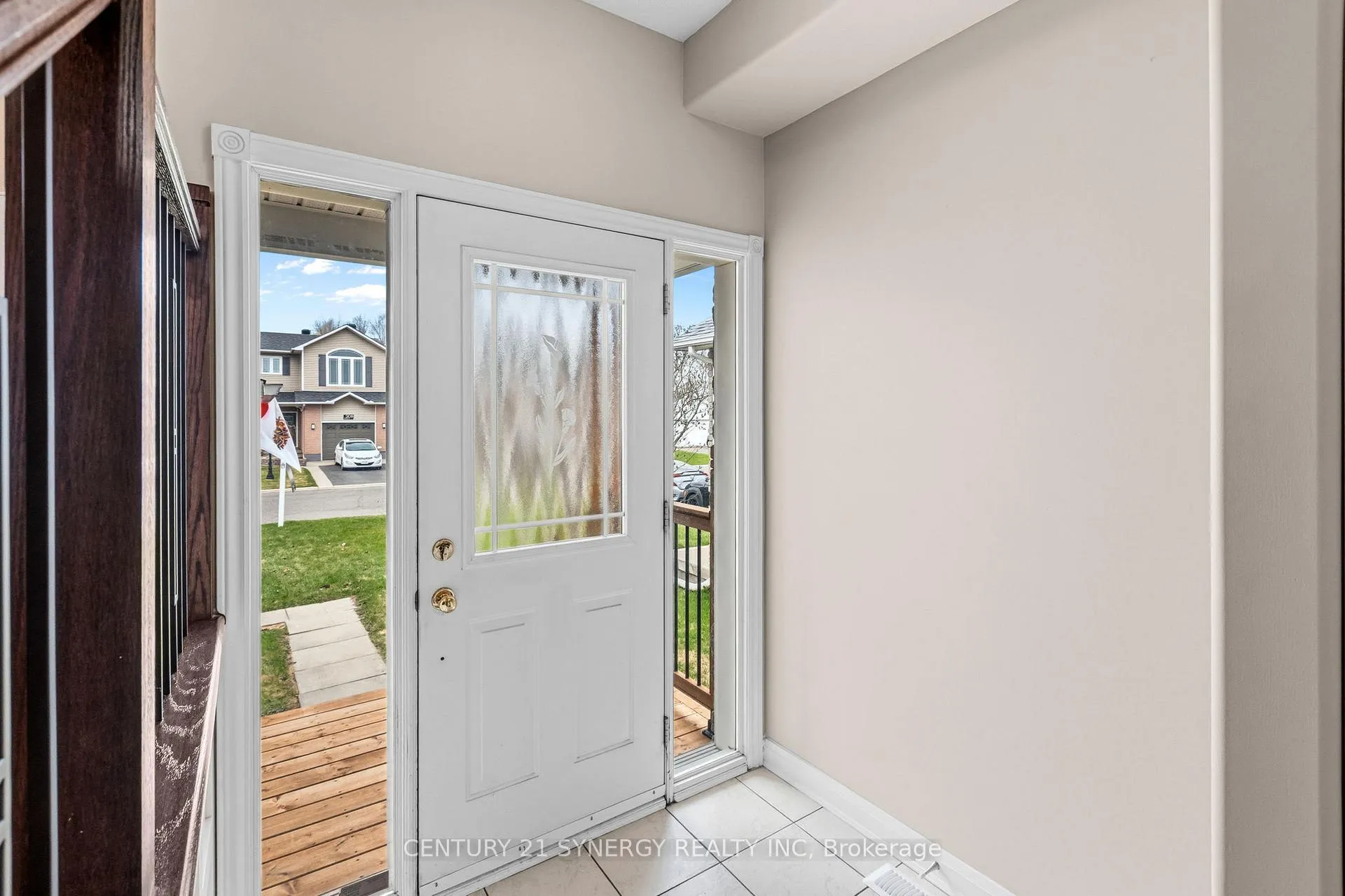 Photo 5 of 207 Stiver Street, Russell, Village of Russell — HOMEH