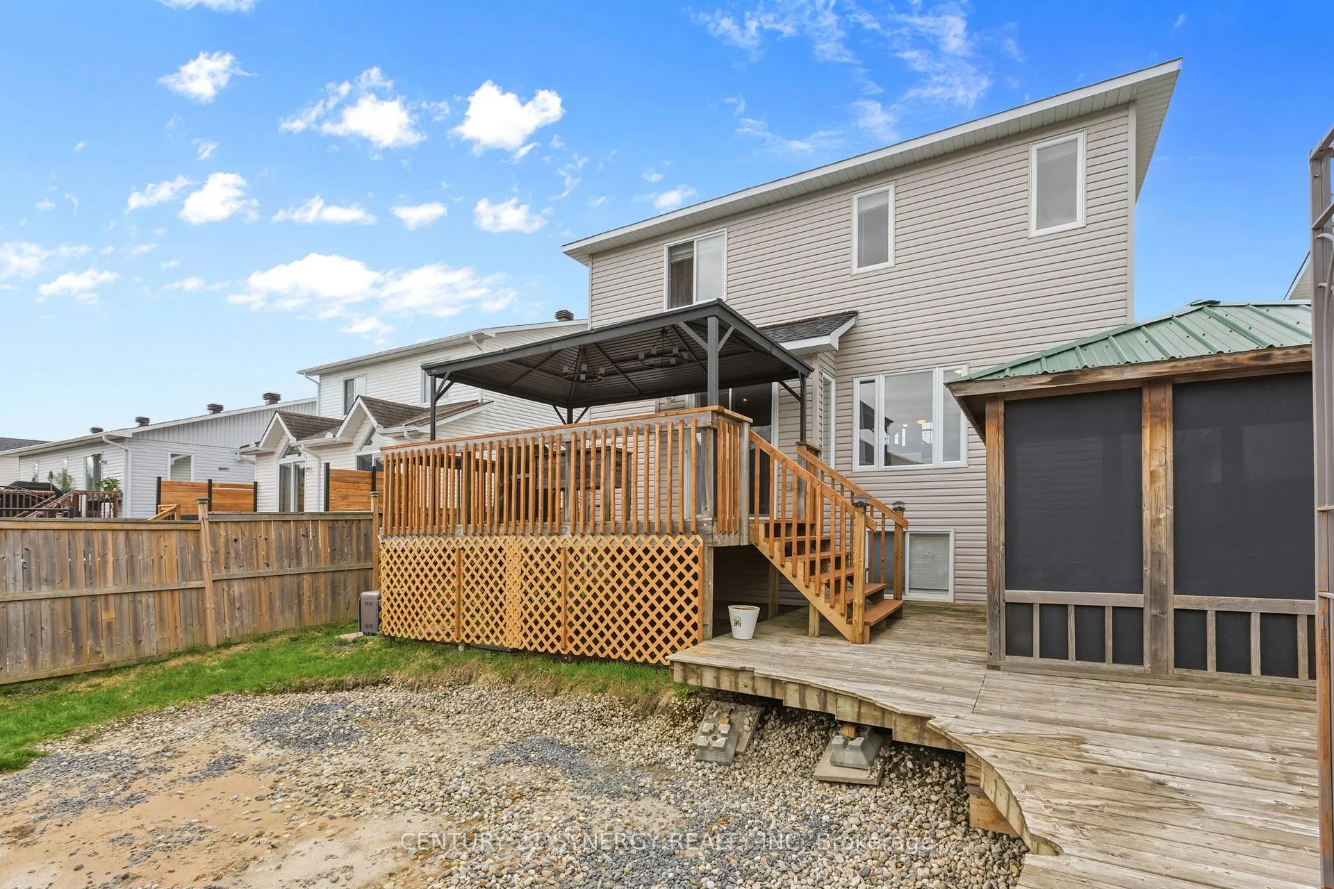 Photo 46 of 207 Stiver Street, Russell, Village of Russell — HOMEH
