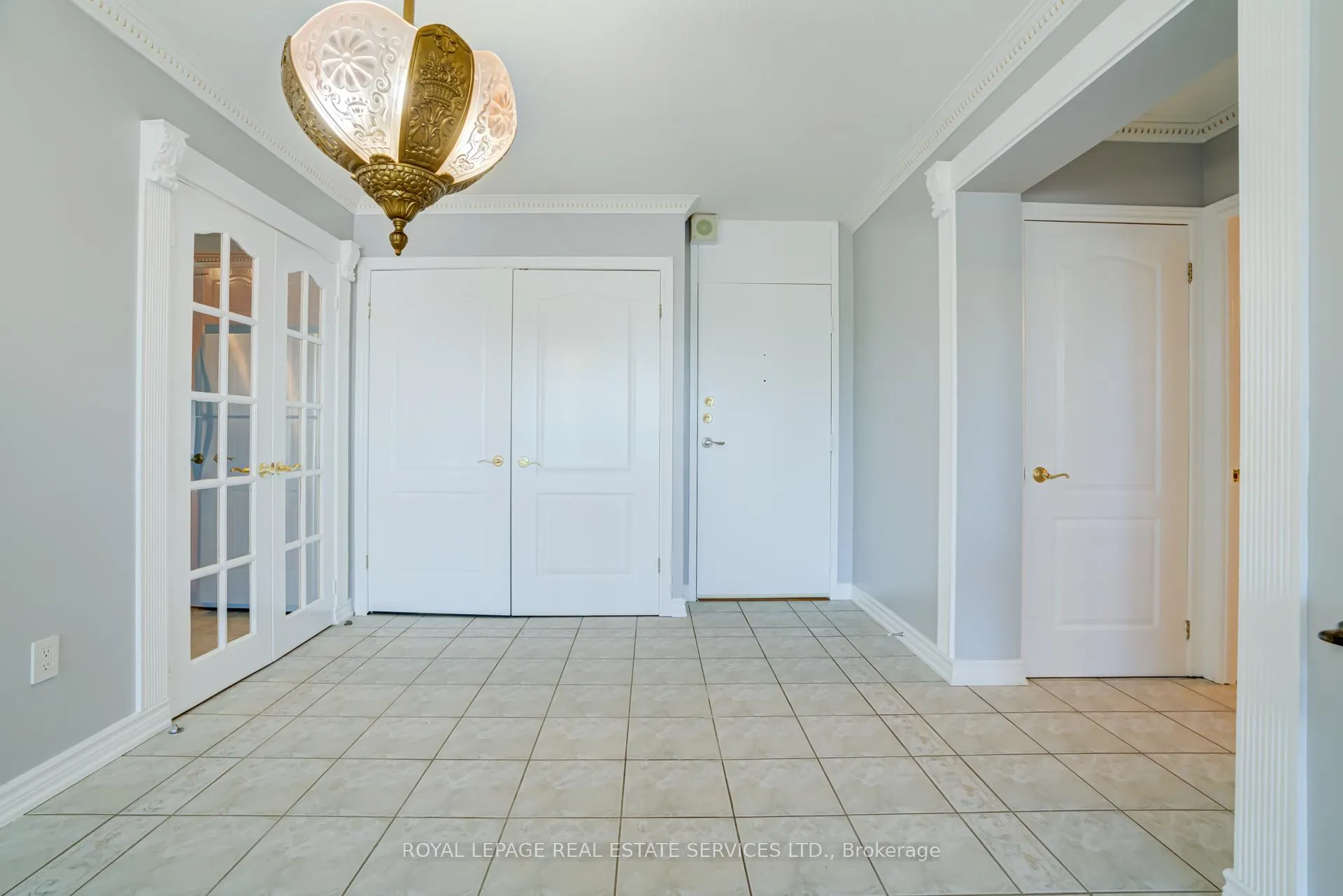 Photo 6 of Unit 206, 250 Scarlett Road, Toronto, Rockcliffe-Smythe — HOMEH