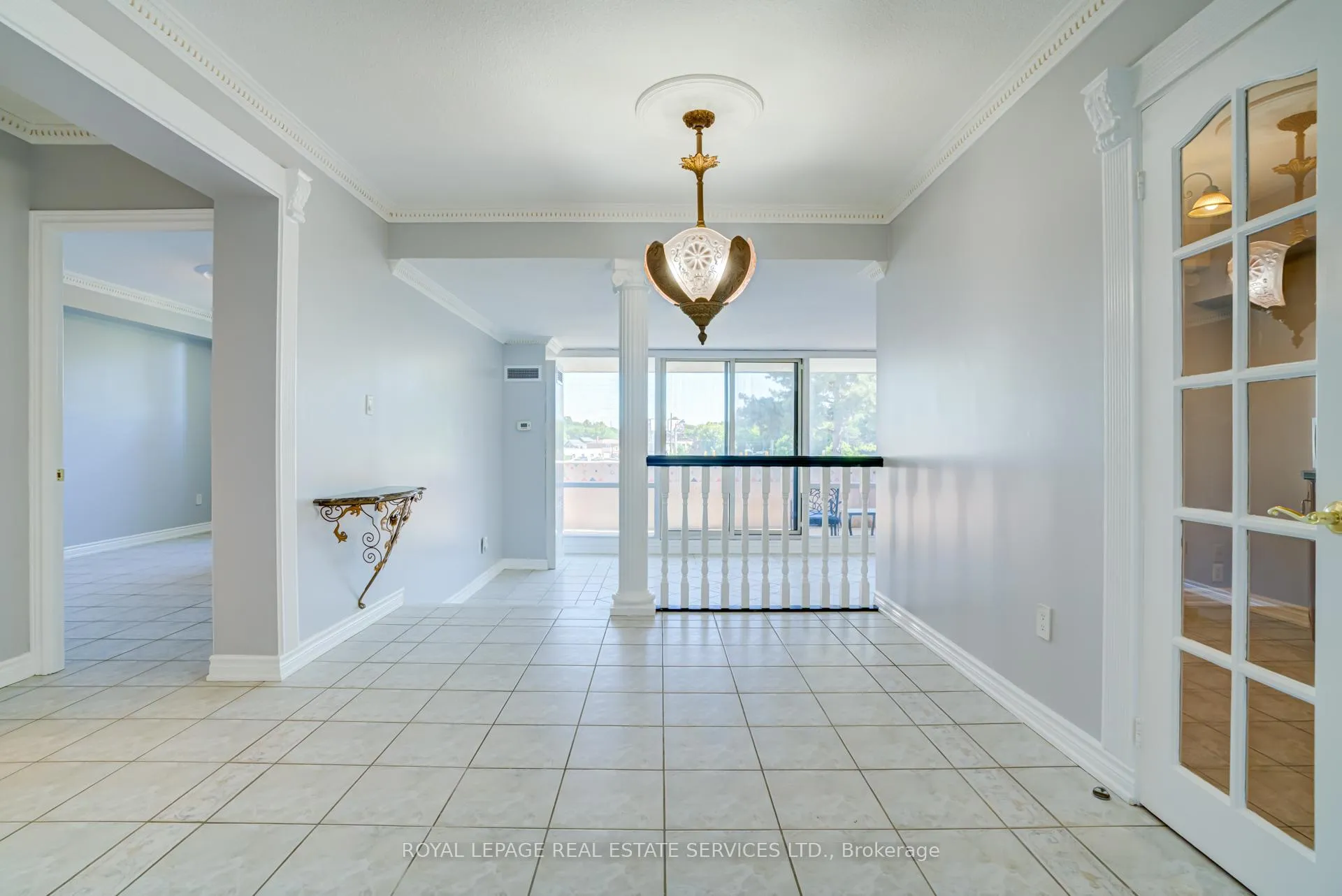 Photo 7 of Unit 206, 250 Scarlett Road, Toronto, Rockcliffe-Smythe — HOMEH