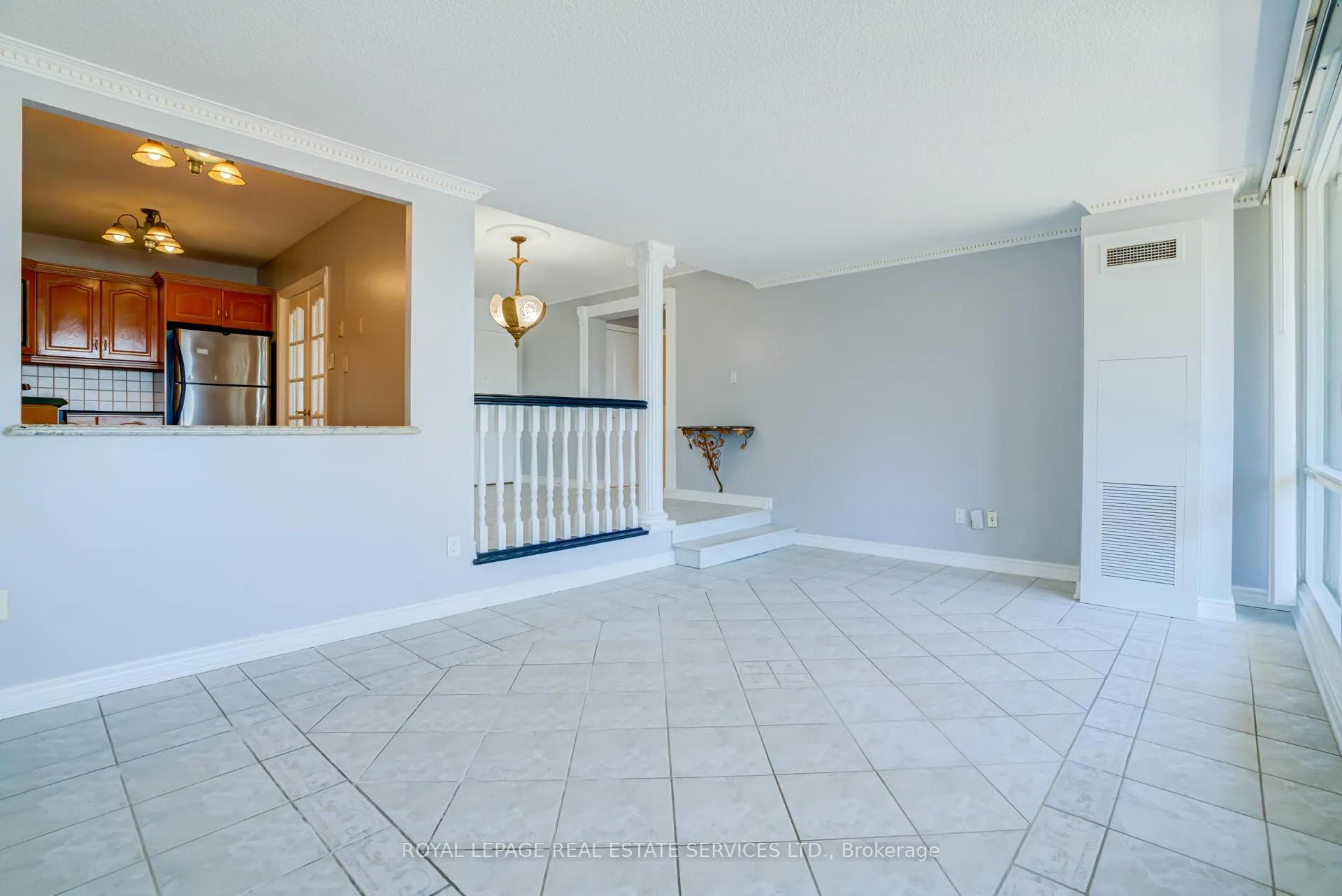 Photo 12 of Unit 206, 250 Scarlett Road, Toronto, Rockcliffe-Smythe — HOMEH