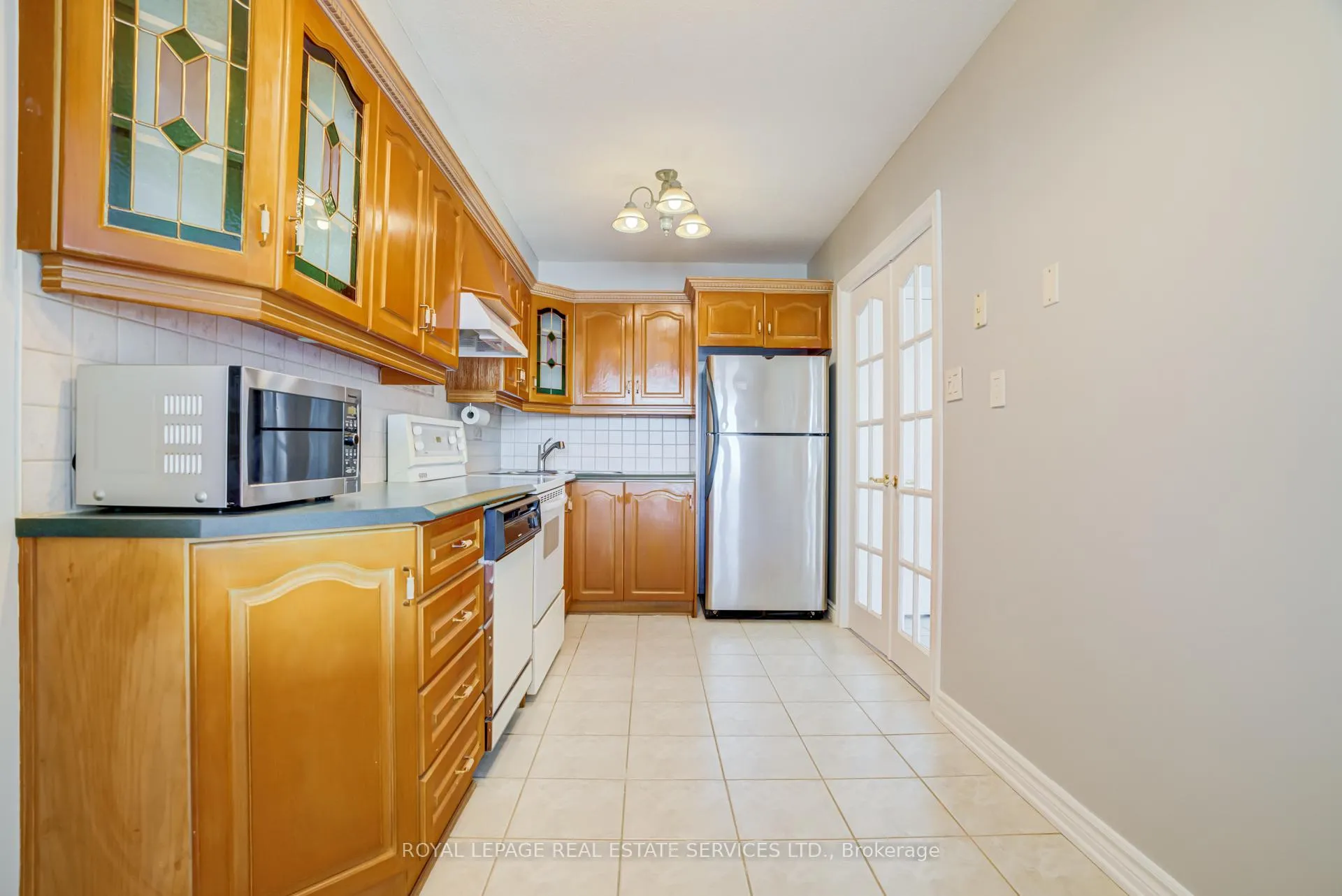Photo 13 of Unit 206, 250 Scarlett Road, Toronto, Rockcliffe-Smythe — HOMEH