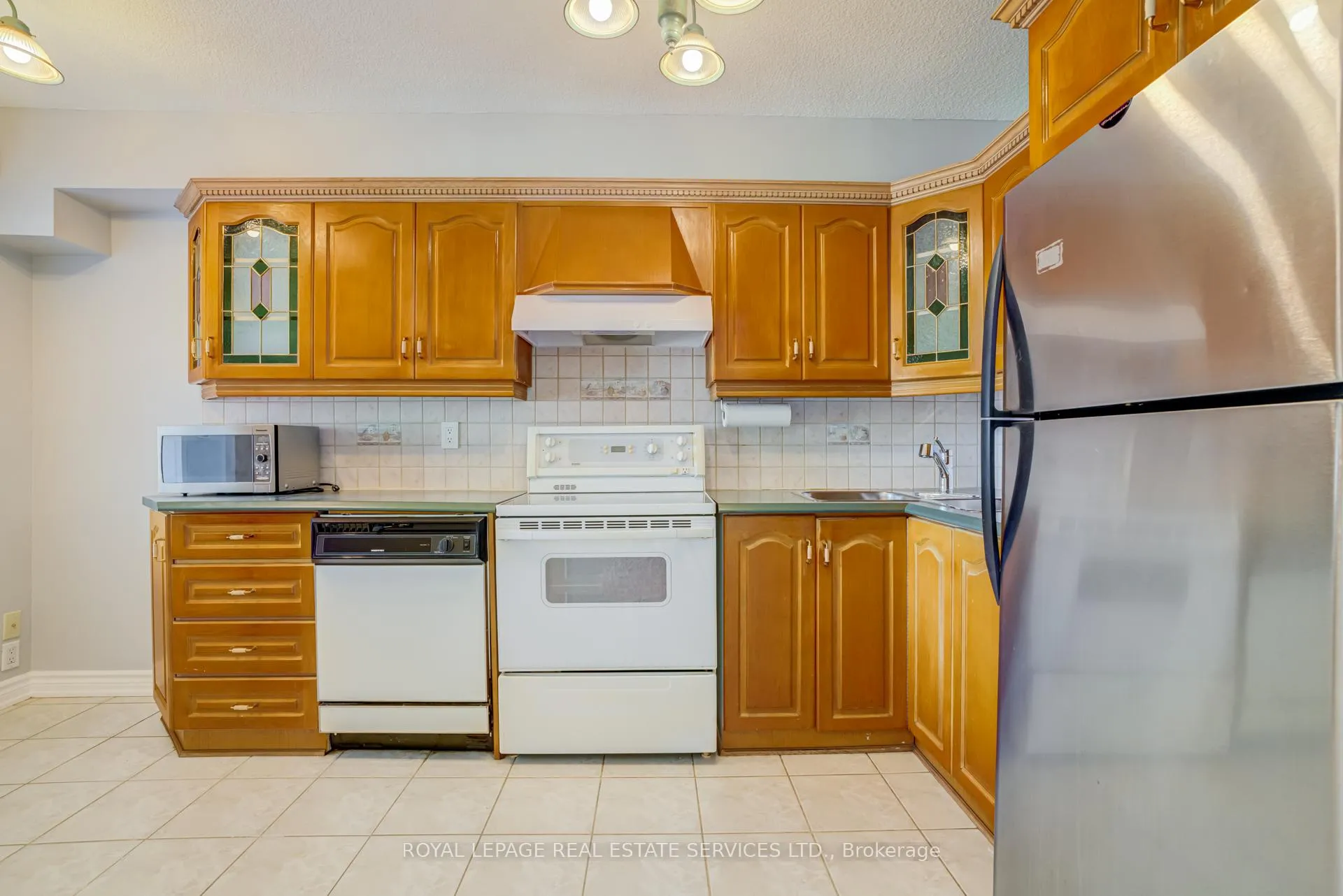 Photo 15 of Unit 206, 250 Scarlett Road, Toronto, Rockcliffe-Smythe — HOMEH
