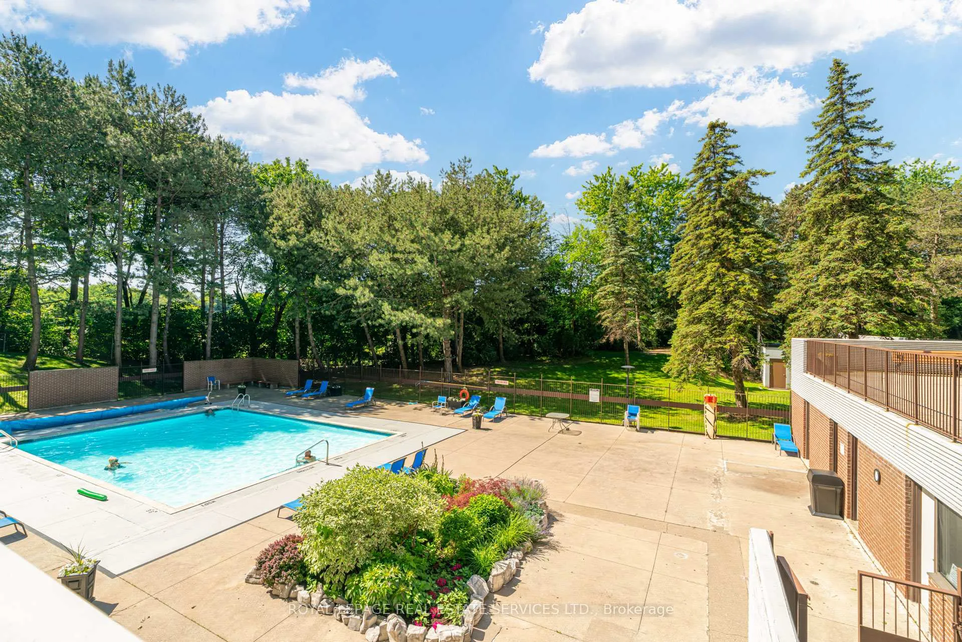 Photo 27 of Unit 206, 250 Scarlett Road, Toronto, Rockcliffe-Smythe — HOMEH