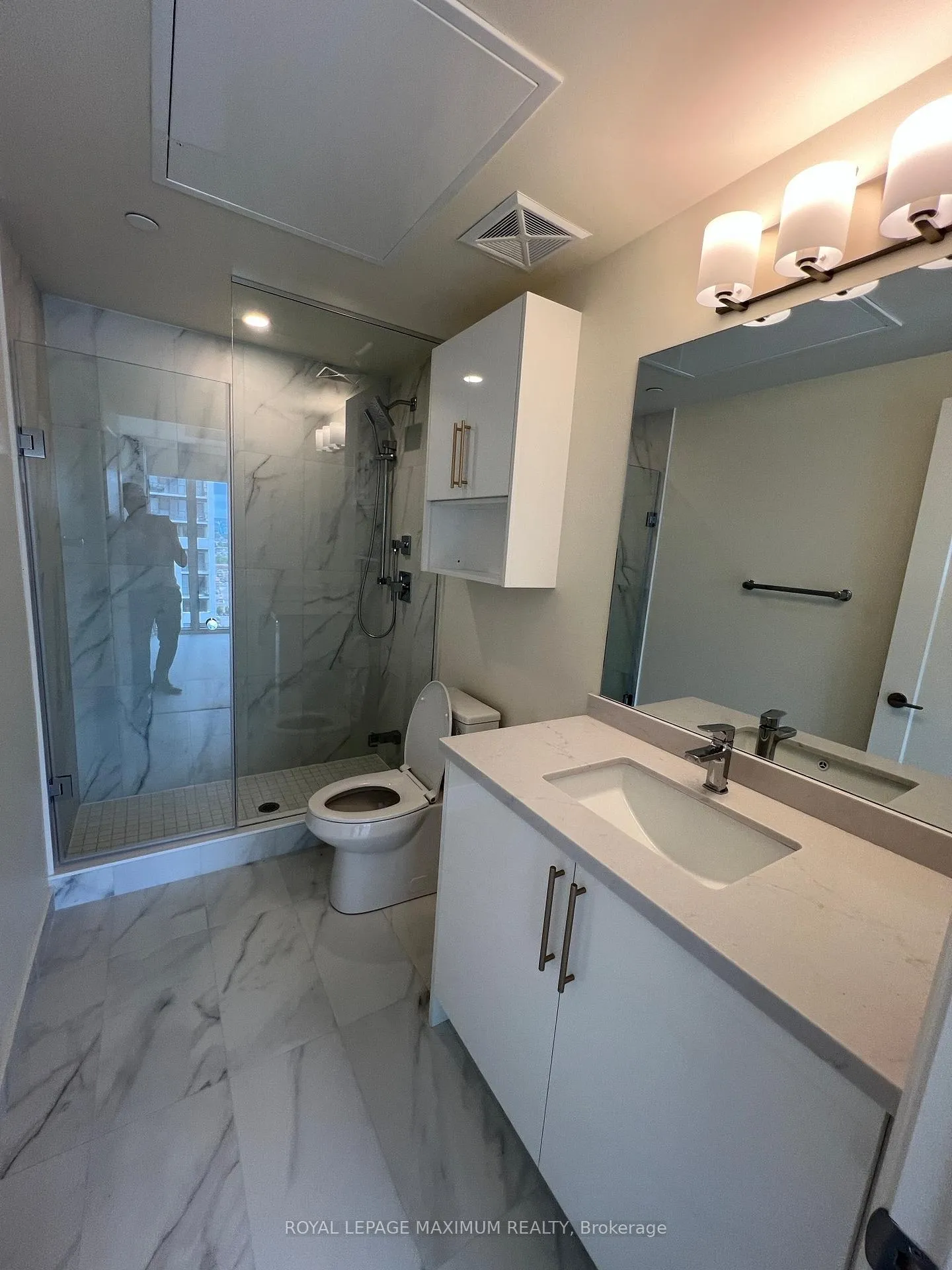 Photo 15 of Unit 2009, 27 Korda Gate, Vaughan, Vellore Village — HOMEH