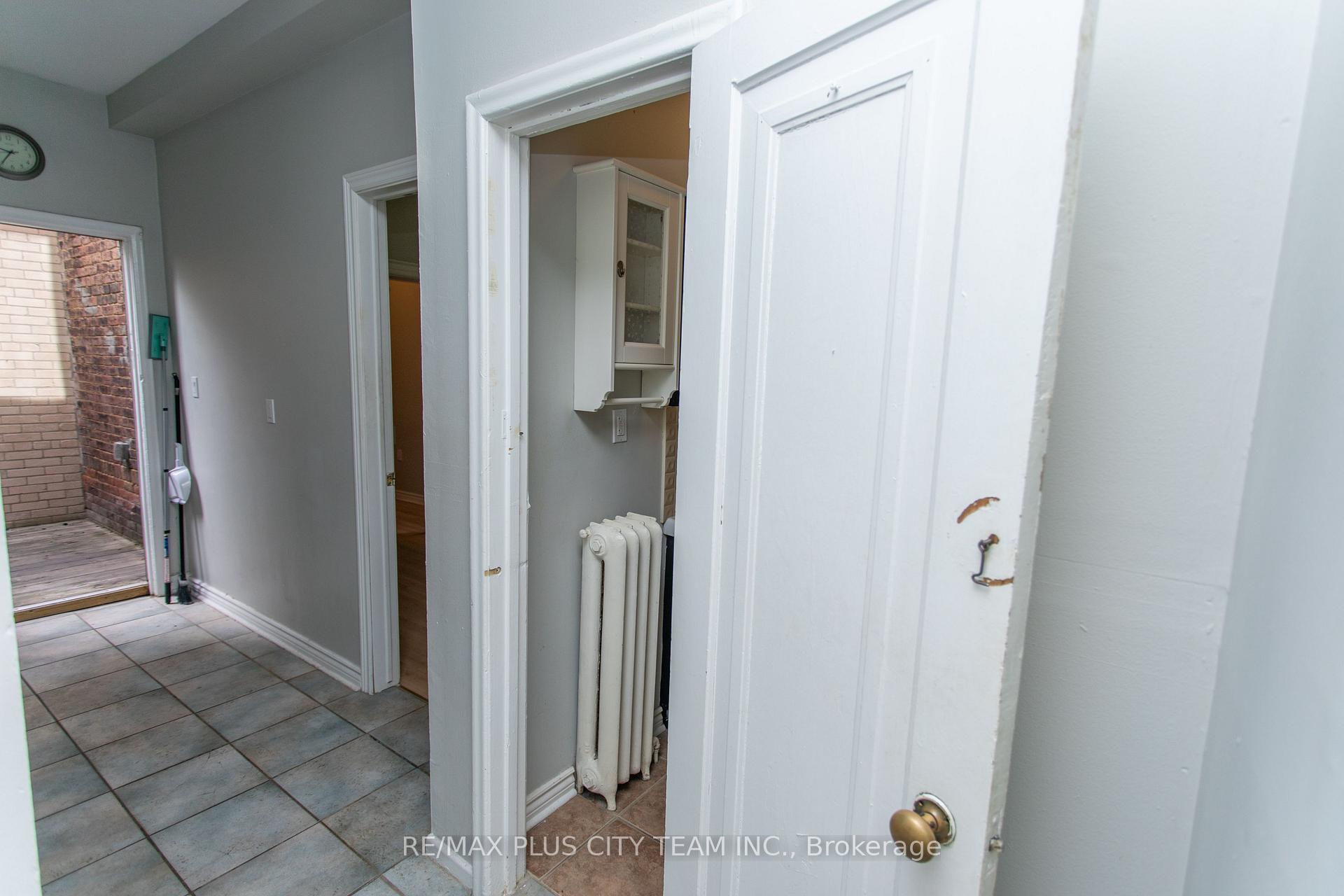 Photo 13 of Unit 2, 682 Bathurst Street, Toronto, Palmerston-Little Italy — HOMEH