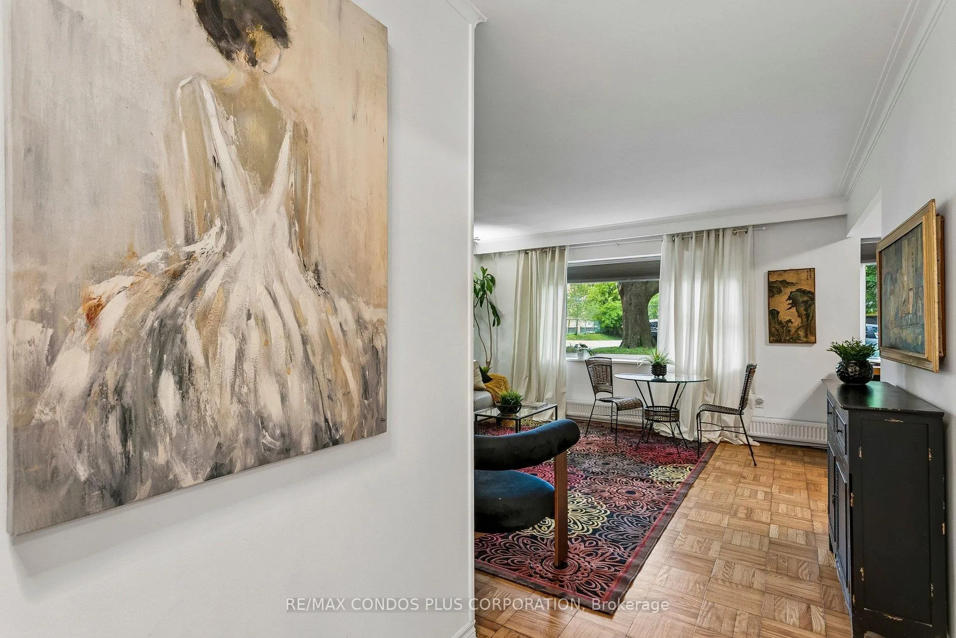 Photo 5 of Unit 101, 185 Stephen Drive, Etobicoke, Stonegate-Queensway — HOMEH