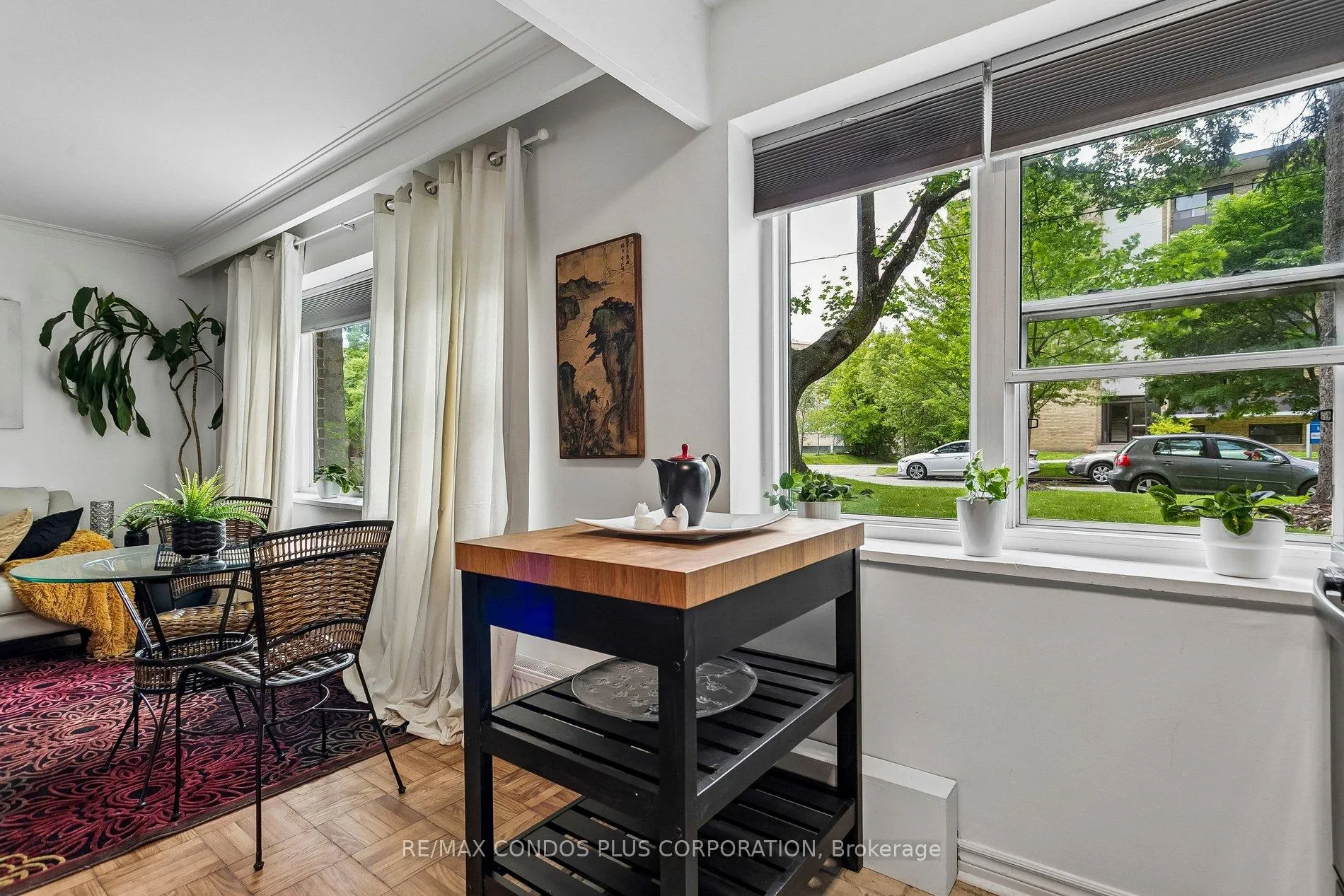 Photo 13 of Unit 101, 185 Stephen Drive, Etobicoke, Stonegate-Queensway — HOMEH