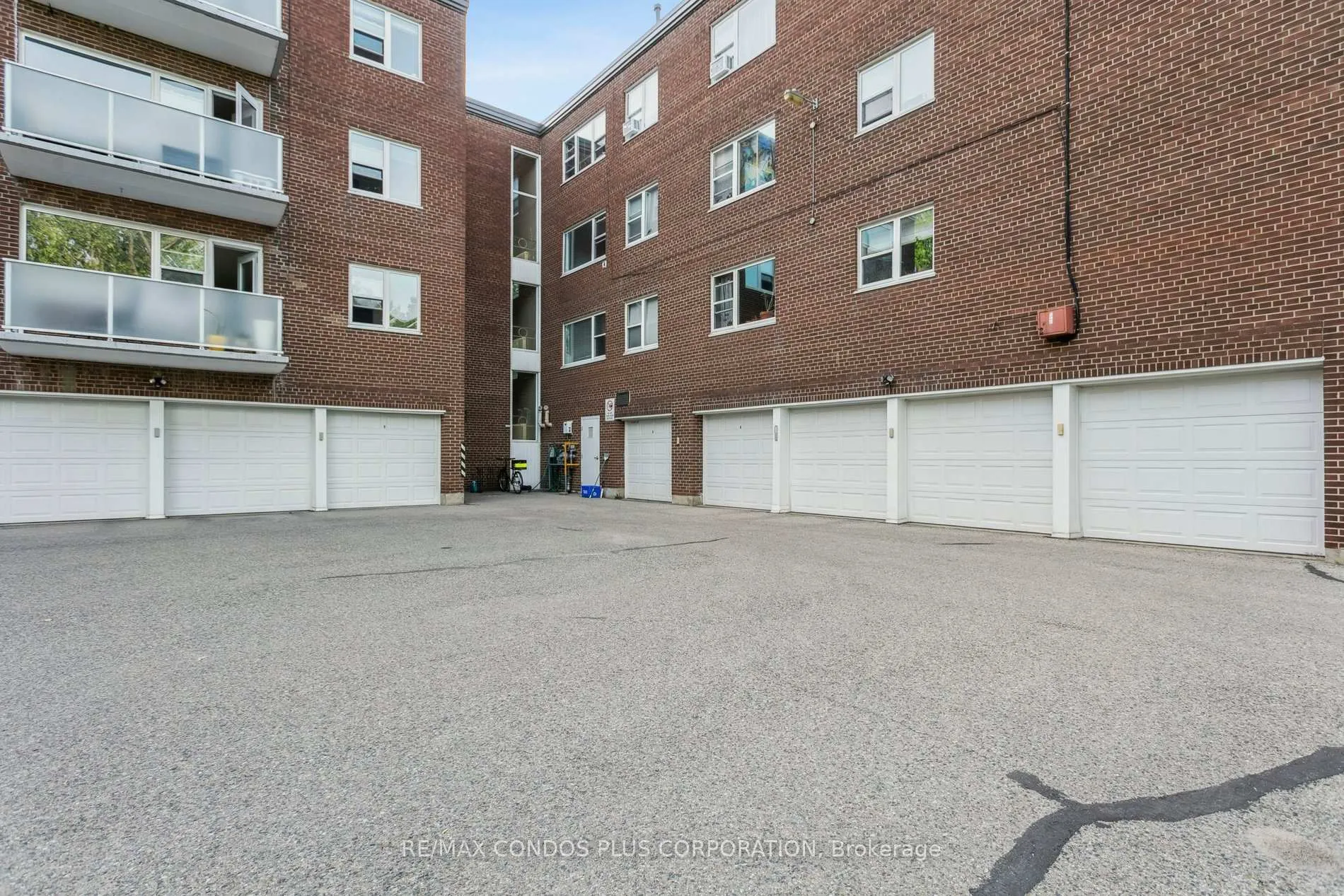 Photo 45 of Unit 101, 185 Stephen Drive, Etobicoke, Stonegate-Queensway — HOMEH