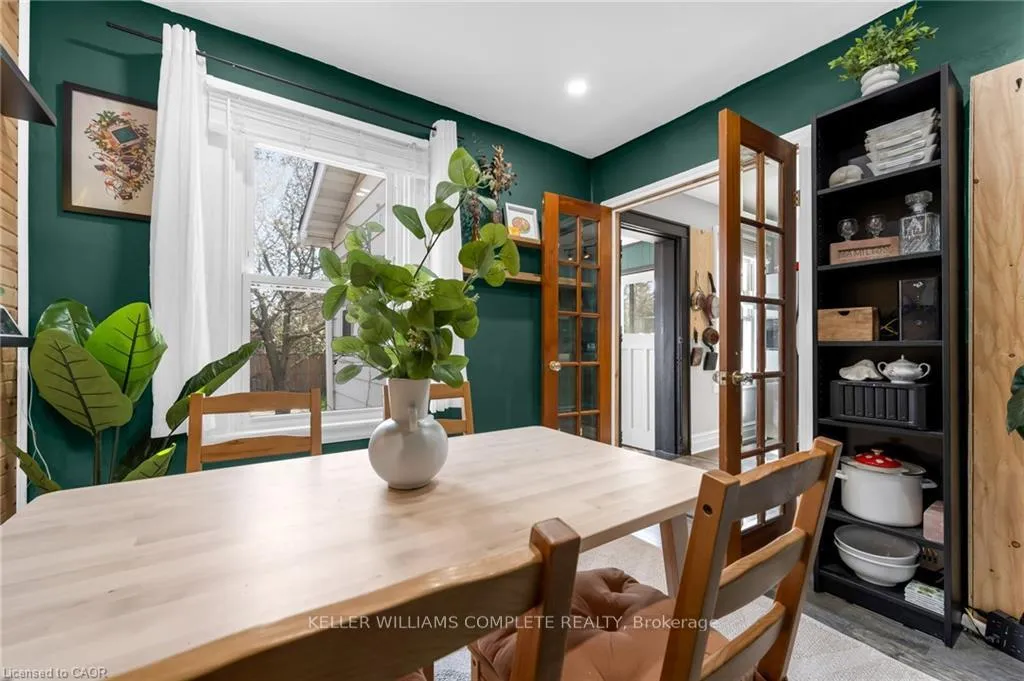 Photo 12 of 22 Cope Street, Hamilton, Homeside — HOMEH