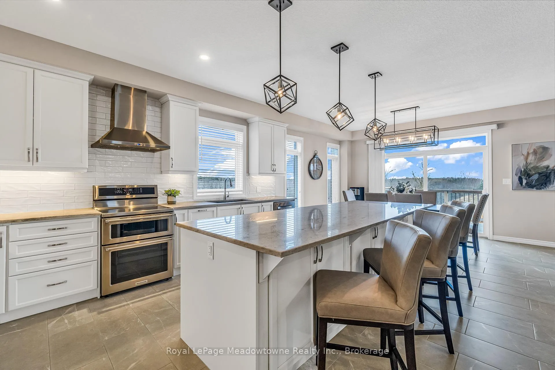 Photo 17 of 75 Norma Crescent, Guelph, Victoria North — HOMEH