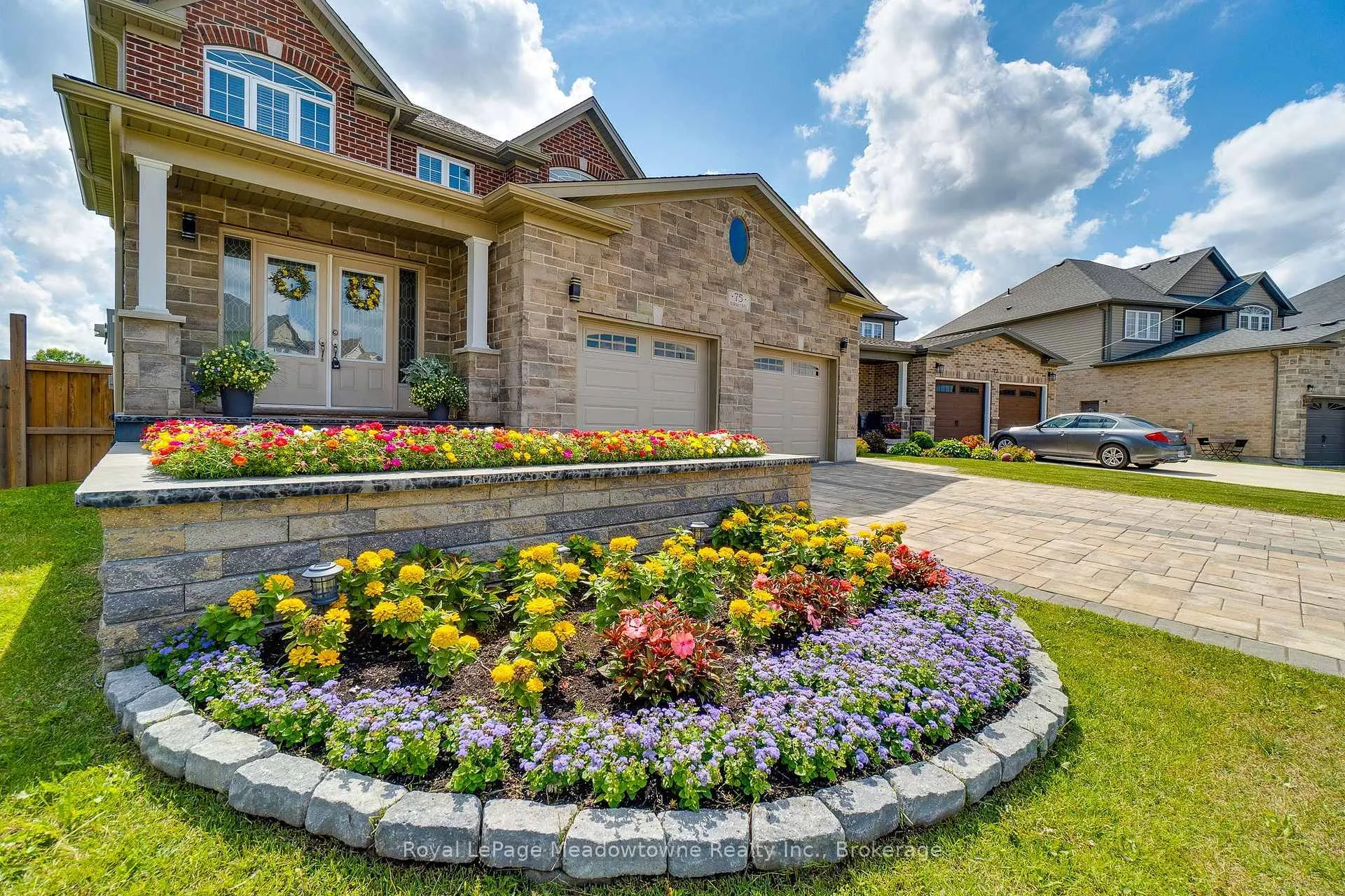 Photo 2 of 75 Norma Crescent, Guelph, Victoria North — HOMEH