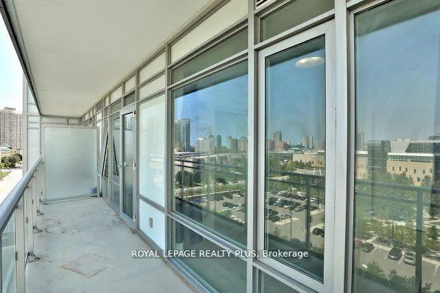 Photo 6 of Unit 812, 360 Square One Drive, Mississauga, City Centre — HOMEH