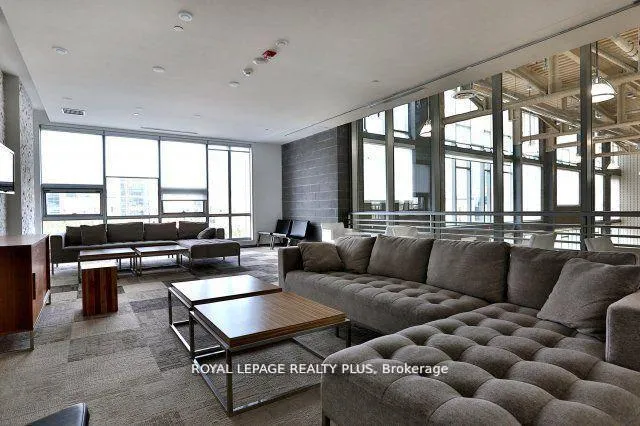 Photo 15 of Unit 812, 360 Square One Drive, Mississauga, City Centre — HOMEH