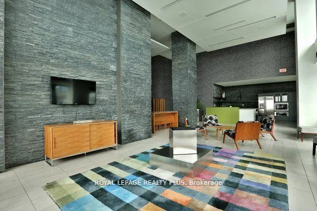 Photo 16 of Unit 812, 360 Square One Drive, Mississauga, City Centre — HOMEH