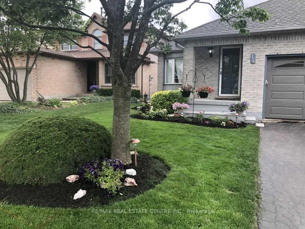 Photo 3 of 14 Amblecote Place, Hamilton, Randall — HOMEH