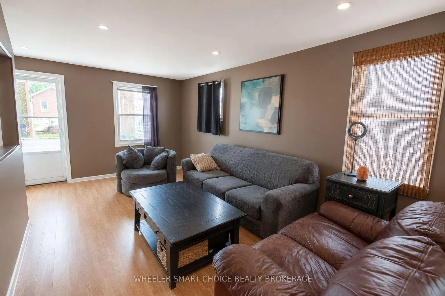 Photo 5 of 434-436 5th Street E, Cornwall, Cornwall — HOMEH