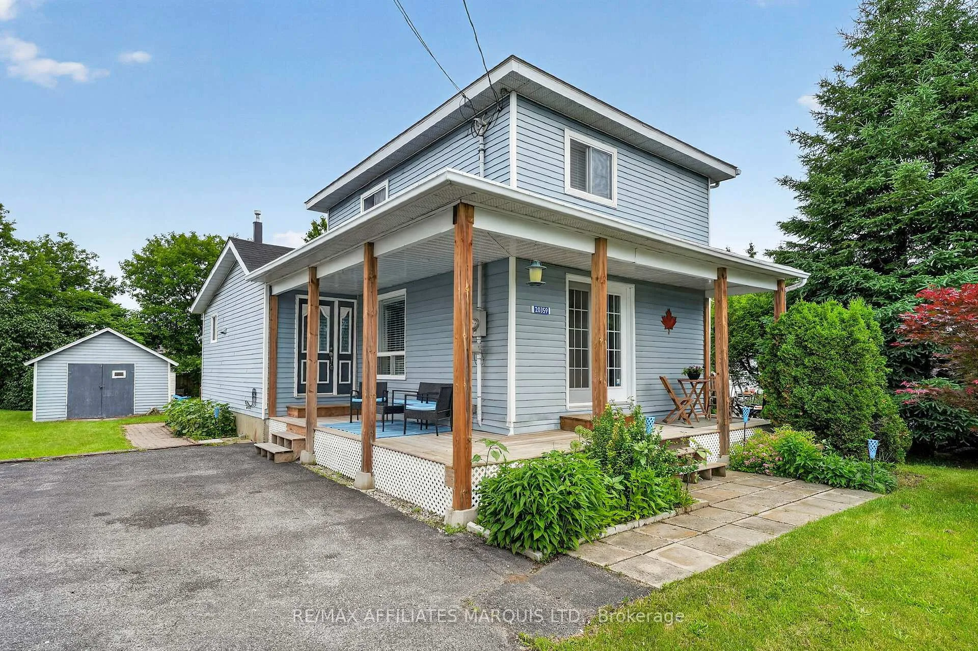 Front of 20359 First St (gv) Street