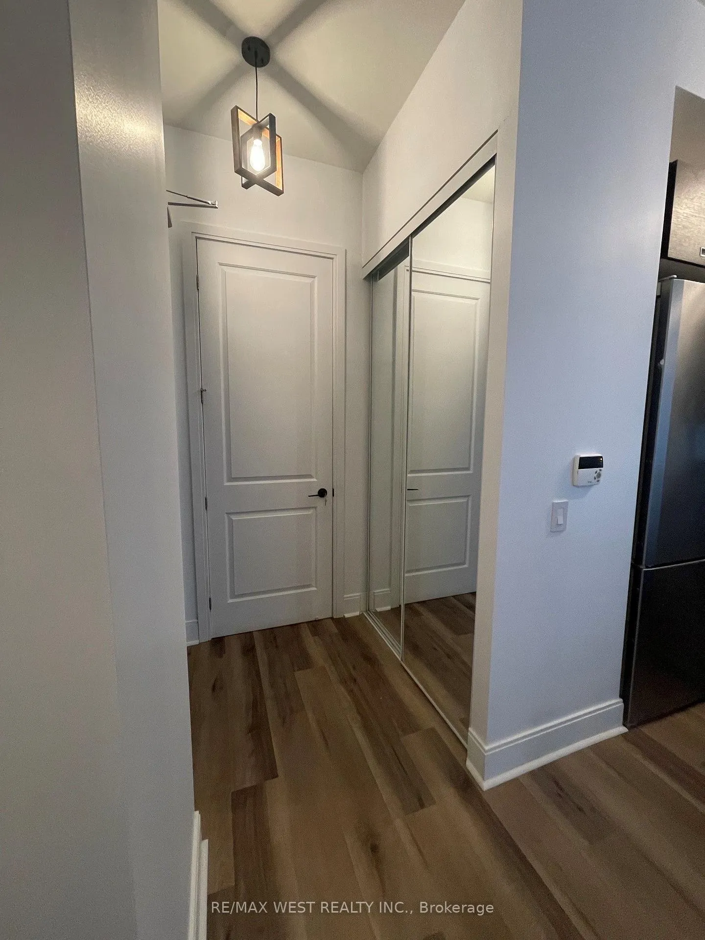 Photo 2 of Unit 1004, 21 Balmuto Street, Toronto, Bay Street Corridor — HOMEH