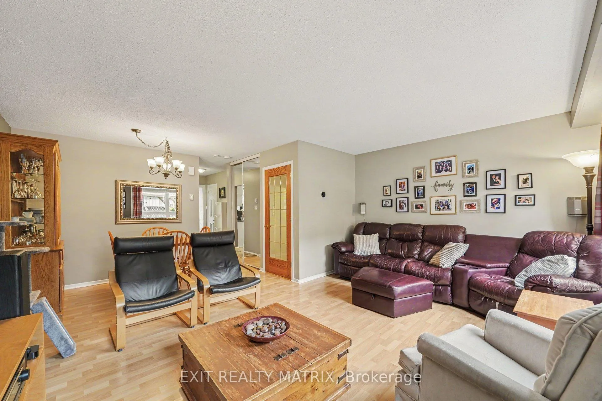 Photo 4 of Unit 107, 3194 Olympic Way, Ottawa, Blossom Park/Leitrim — HOMEH