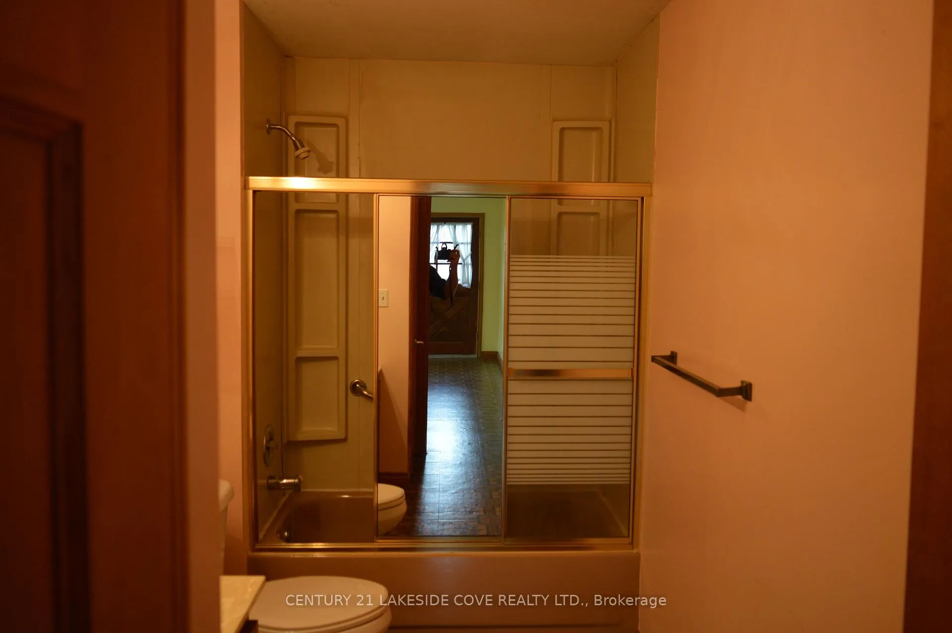Photo 12 of 6 Ridge Avenue, Ramara, Brechin — HOMEH