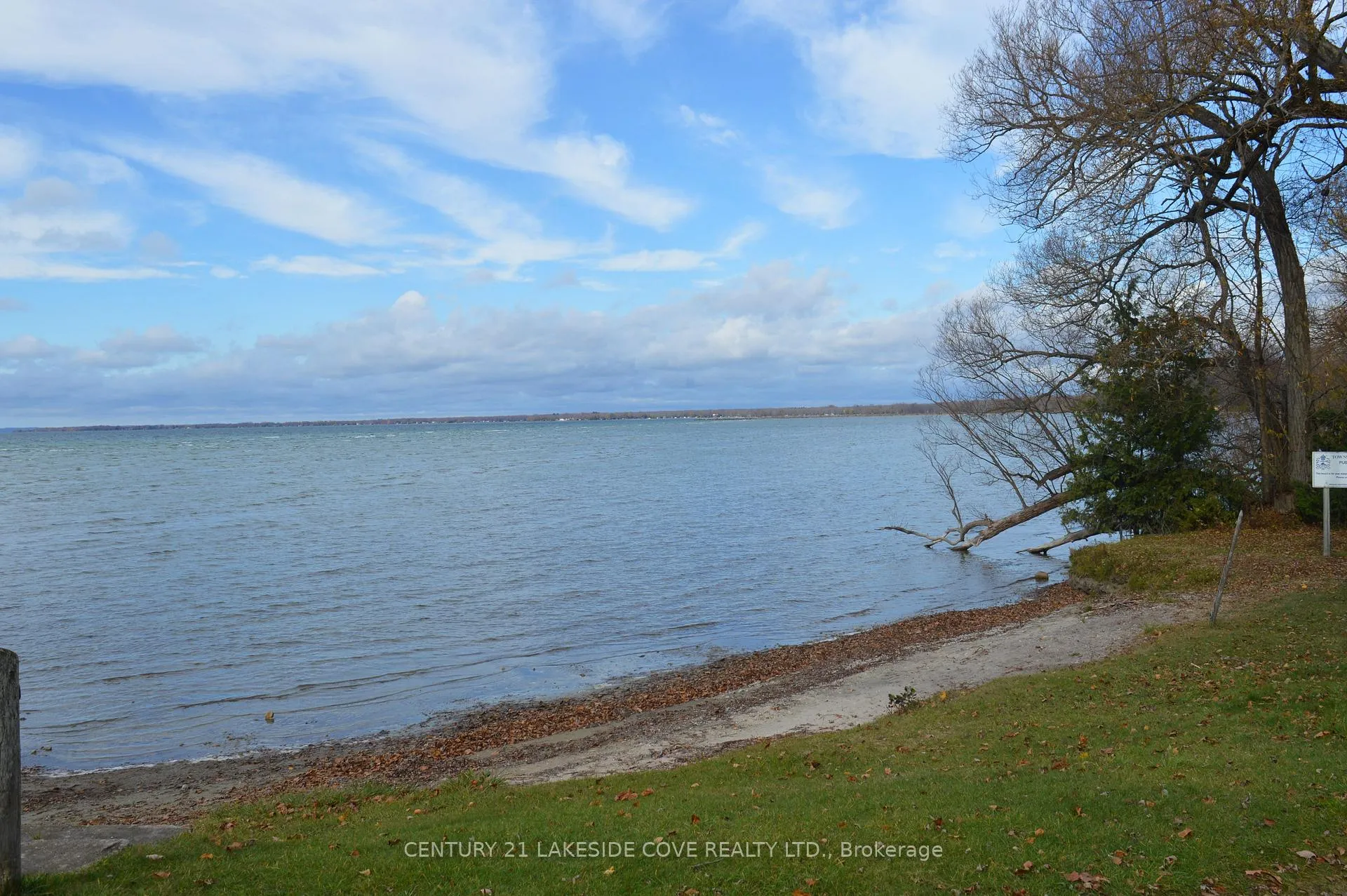 Photo 24 of 6 Ridge Avenue, Ramara, Brechin — HOMEH
