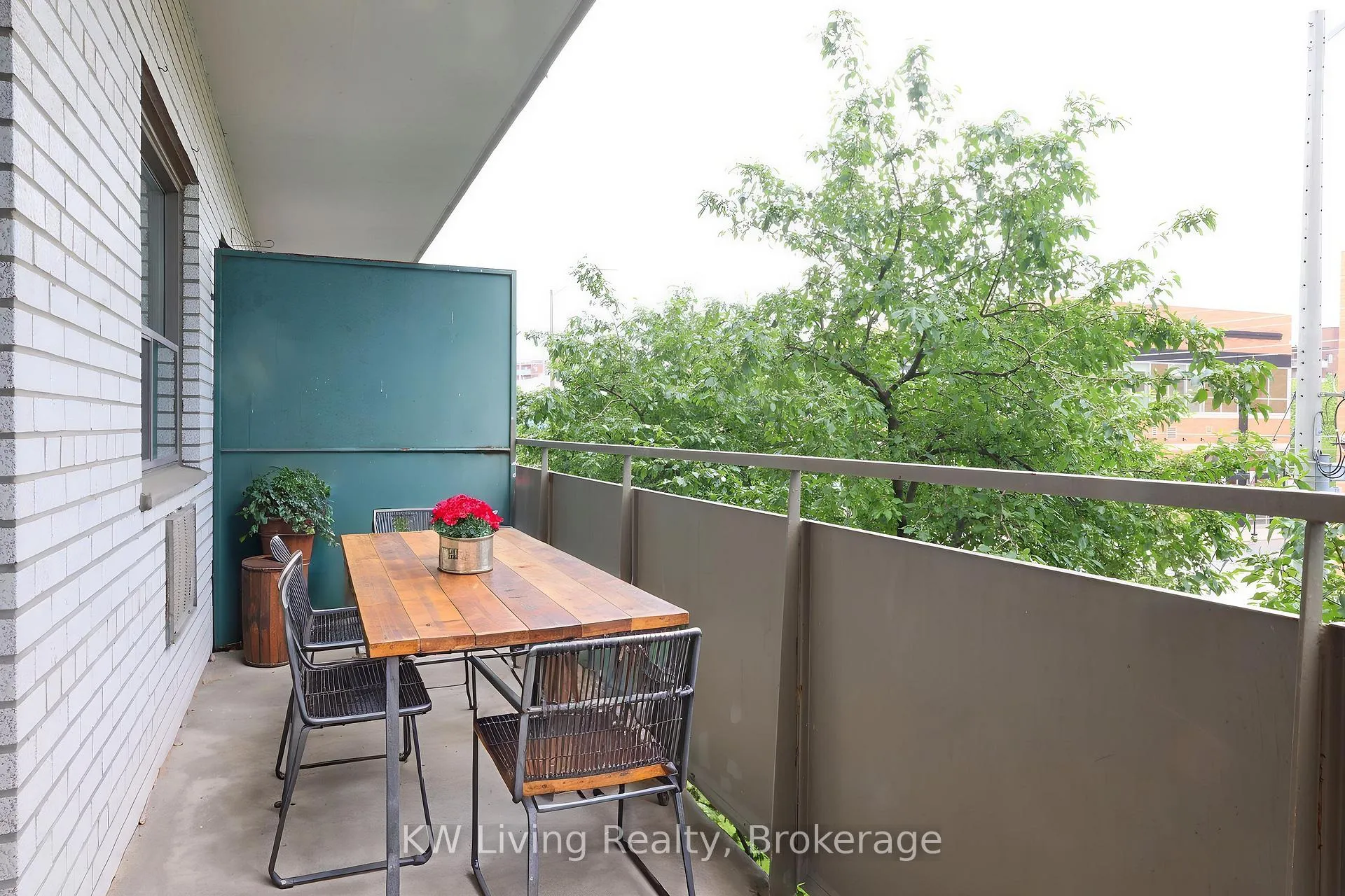 Photo 12 of Unit 301, 480 Lakeshore Road E, Mississauga, Lakeview — HOMEH