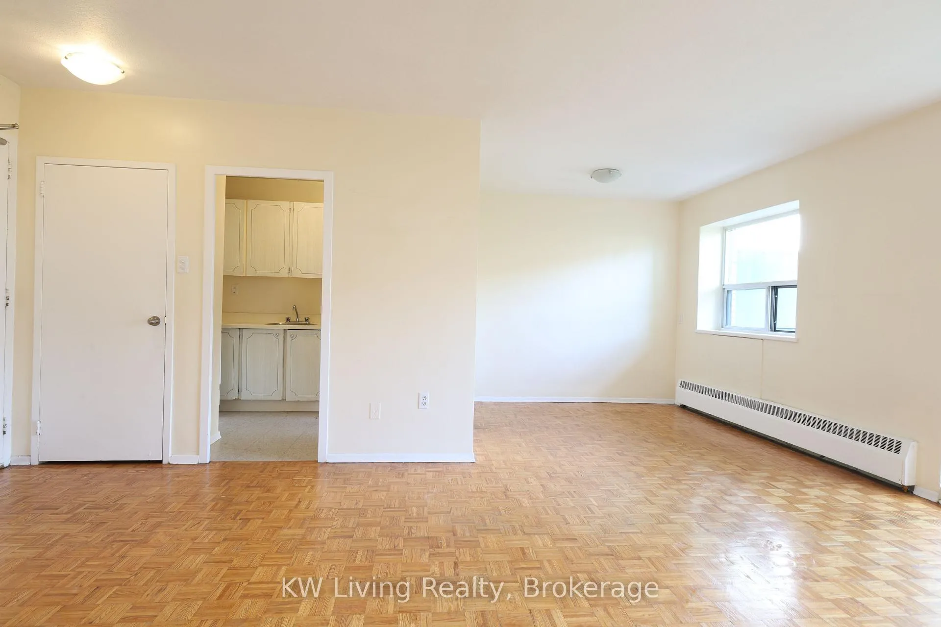 Photo 15 of Unit 301, 480 Lakeshore Road E, Mississauga, Lakeview — HOMEH