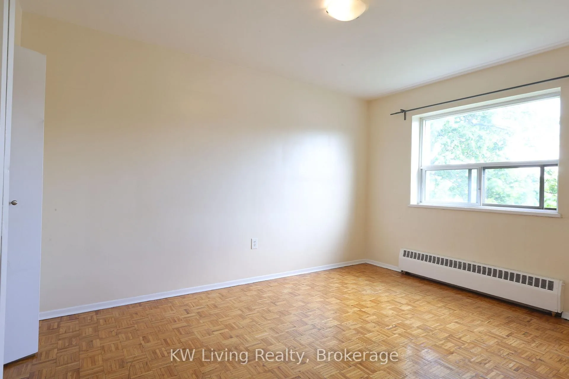 Photo 17 of Unit 301, 480 Lakeshore Road E, Mississauga, Lakeview — HOMEH