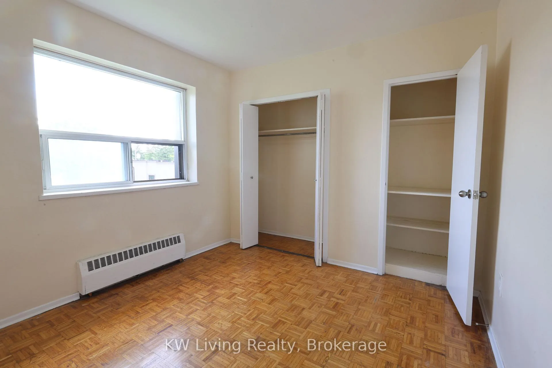 Photo 23 of Unit 301, 480 Lakeshore Road E, Mississauga, Lakeview — HOMEH