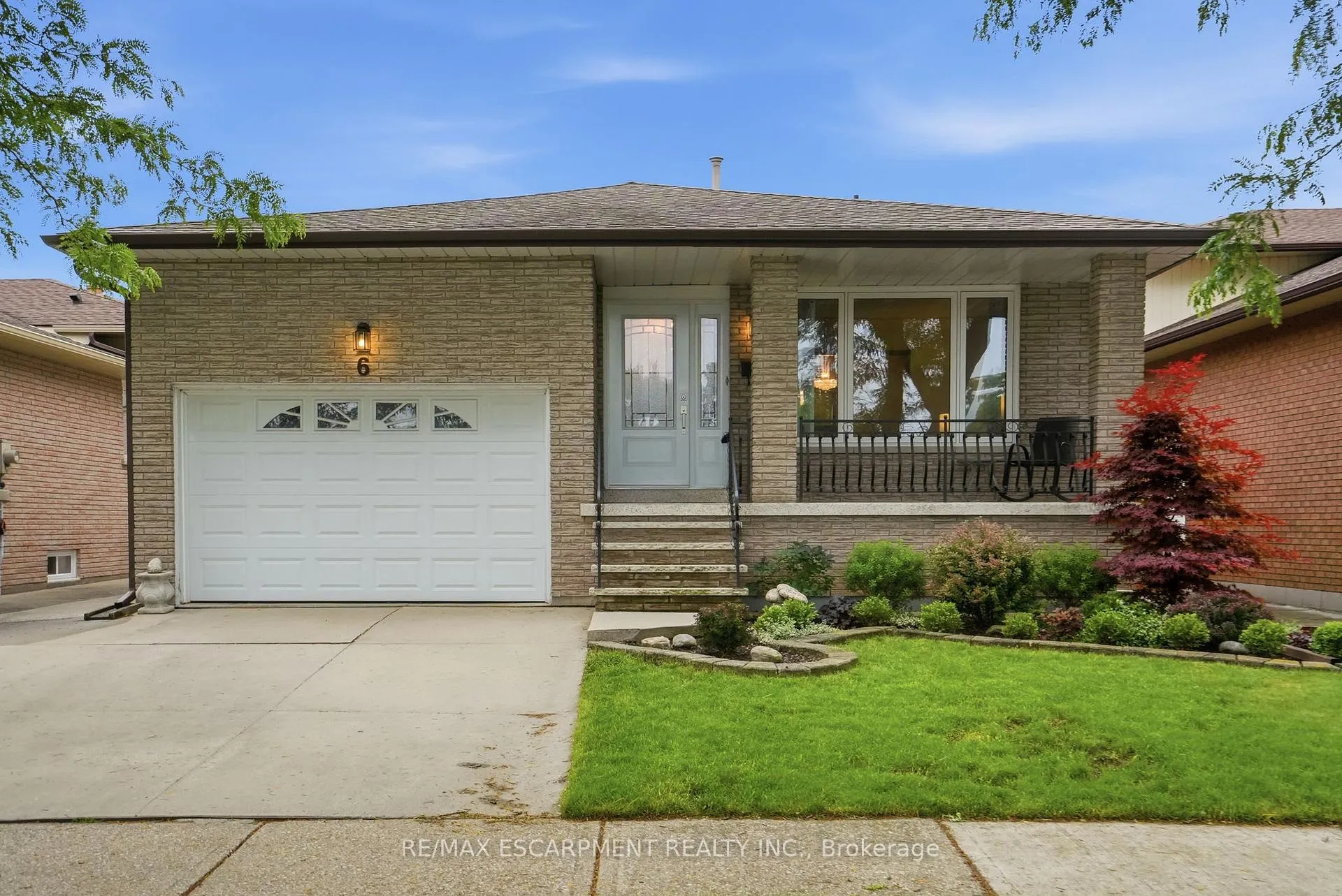 Photo 1 of 6 Royce Avenue, Hamilton, Stoney Creek — HOMEH