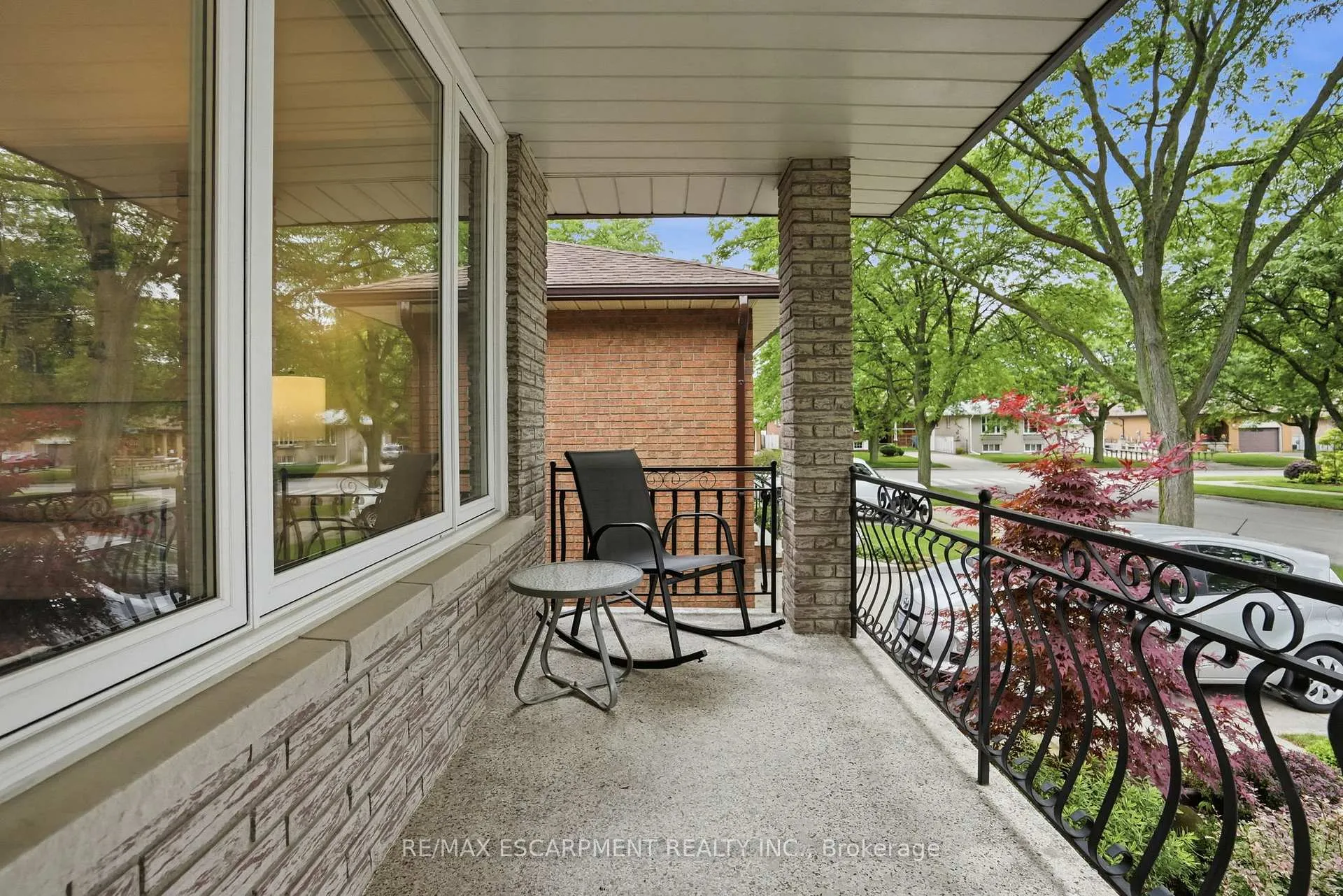 Photo 4 of 6 Royce Avenue, Hamilton, Stoney Creek — HOMEH