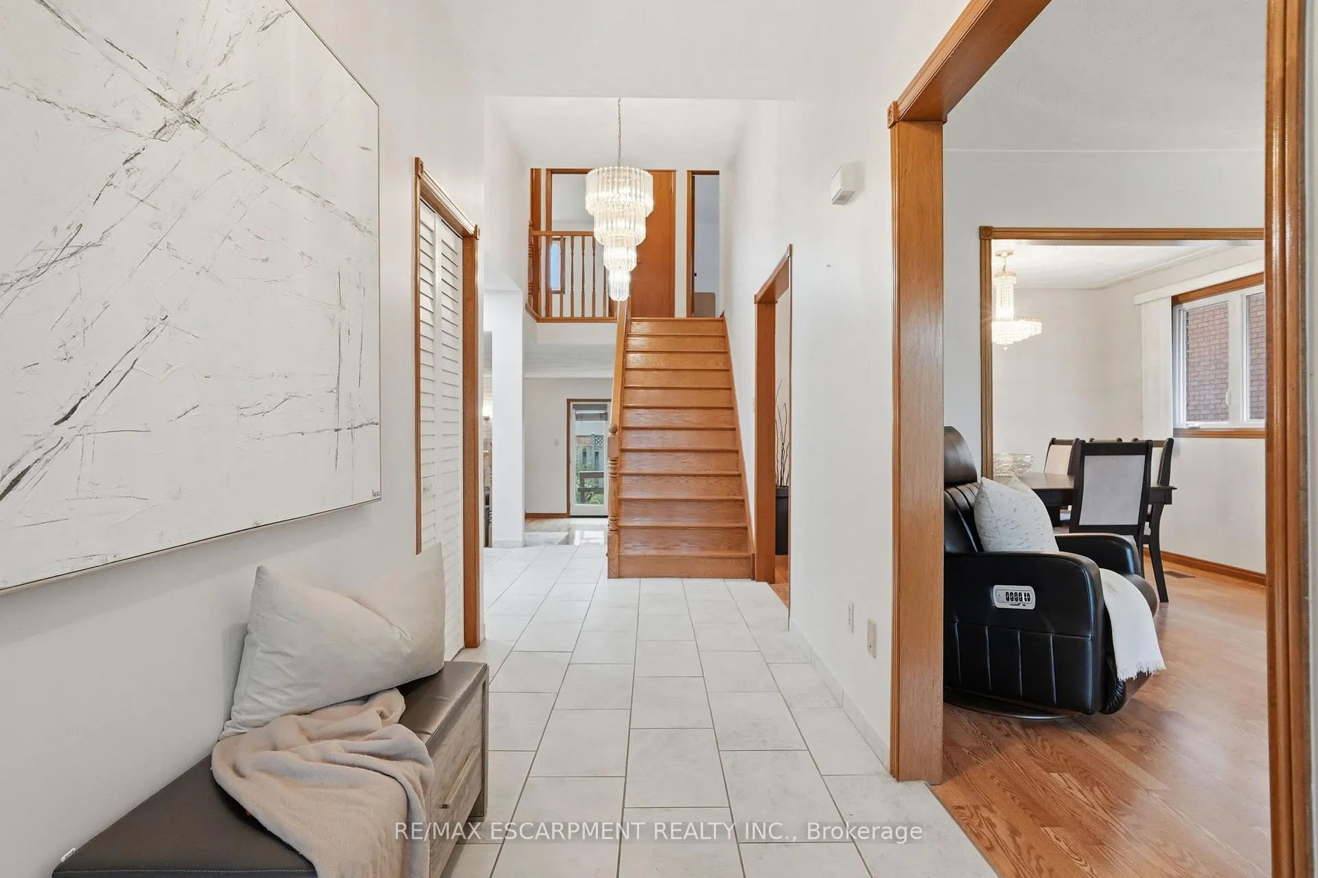 Photo 6 of 6 Royce Avenue, Hamilton, Stoney Creek — HOMEH