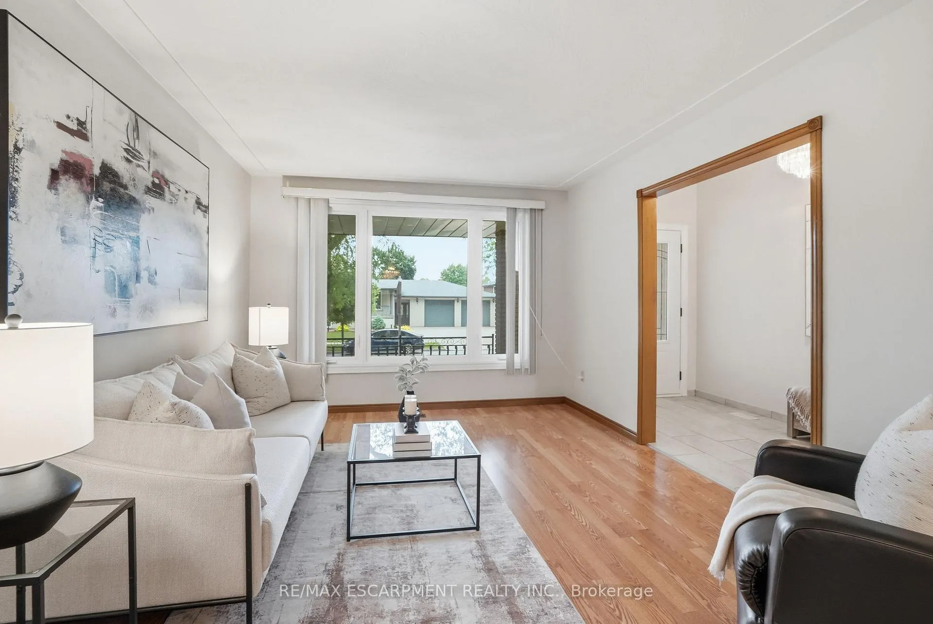 Photo 7 of 6 Royce Avenue, Hamilton, Stoney Creek — HOMEH