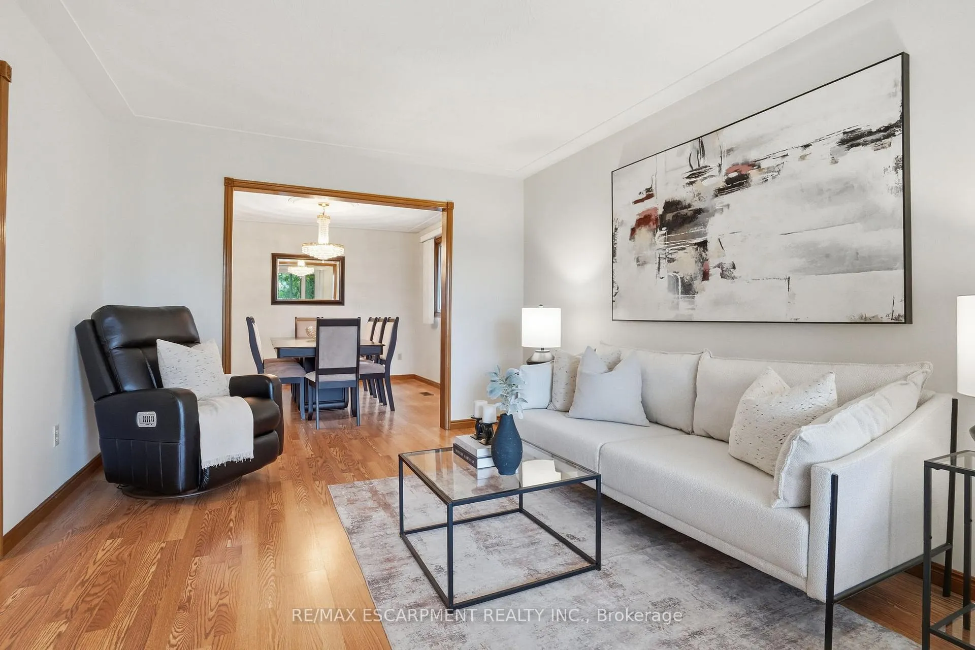 Photo 9 of 6 Royce Avenue, Hamilton, Stoney Creek — HOMEH