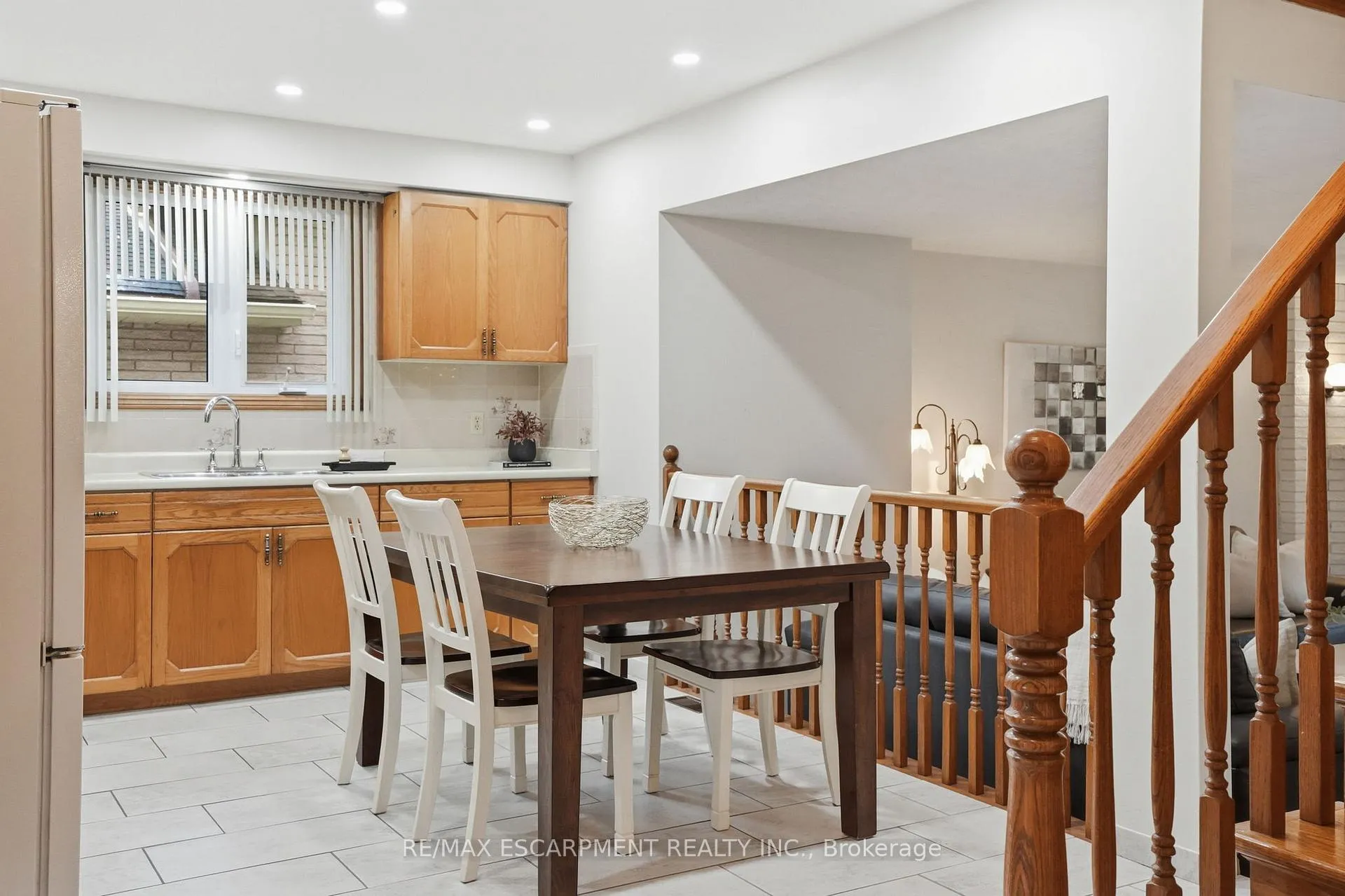 Photo 17 of 6 Royce Avenue, Hamilton, Stoney Creek — HOMEH