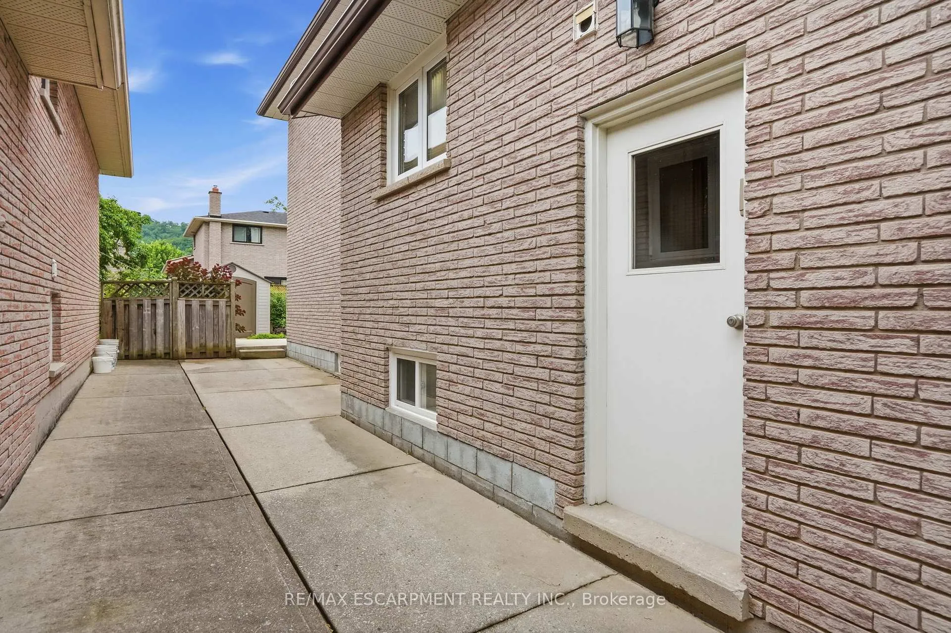 Photo 43 of 6 Royce Avenue, Hamilton, Stoney Creek — HOMEH