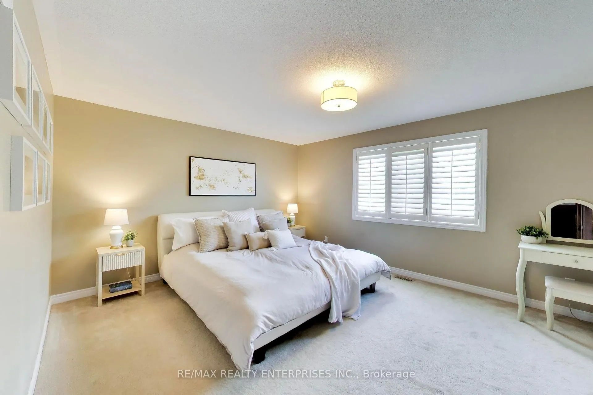Photo 20 of 1613 Northmount Avenue, Mississauga, Lakeview — HOMEH