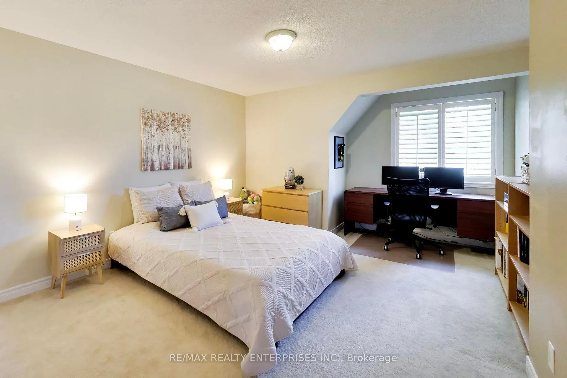 Photo 25 of 1613 Northmount Avenue, Mississauga, Lakeview — HOMEH