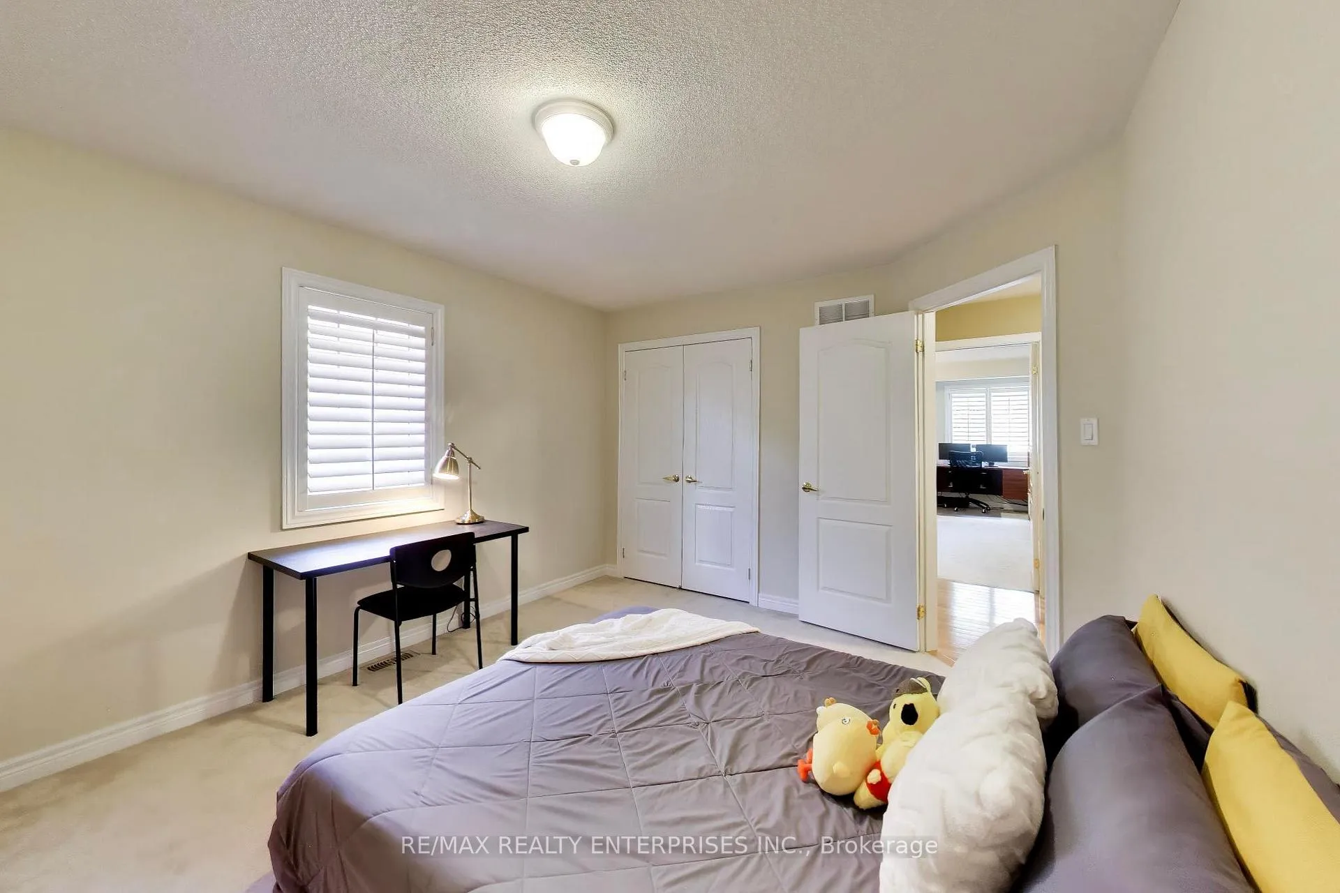 Photo 29 of 1613 Northmount Avenue, Mississauga, Lakeview — HOMEH