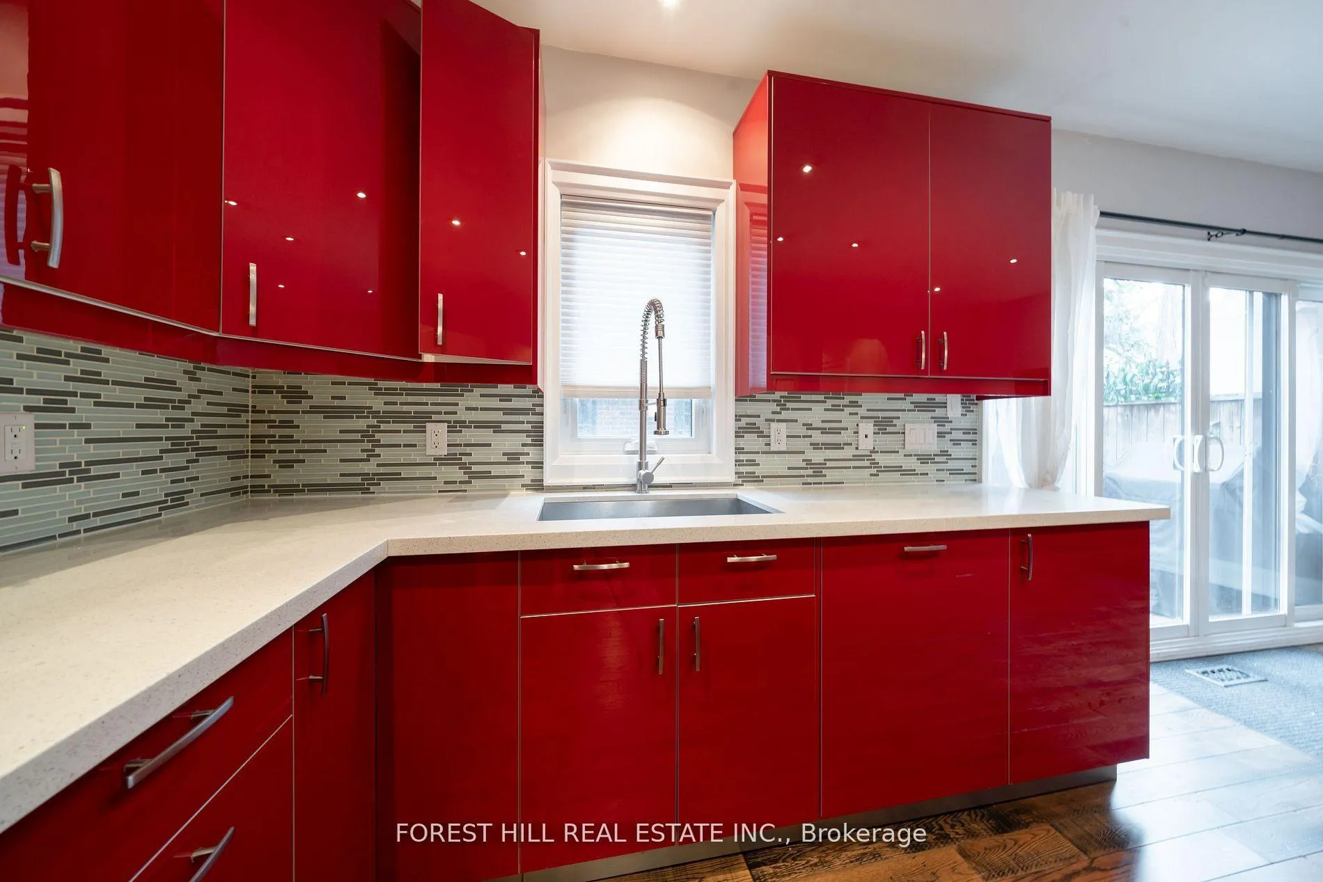 Photo 13 of 6 Aberdeen Avenue, Toronto, Cabbagetown-South St. James Town — HOMEH
