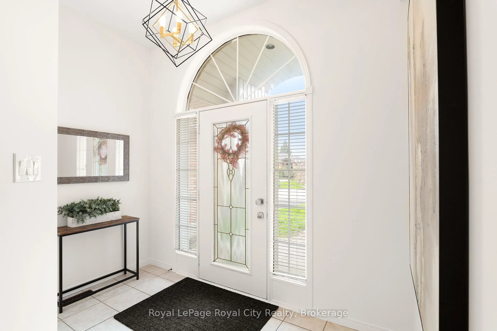 Photo 3 of 131 Swift Crescent, Guelph, Grange Road — HOMEH