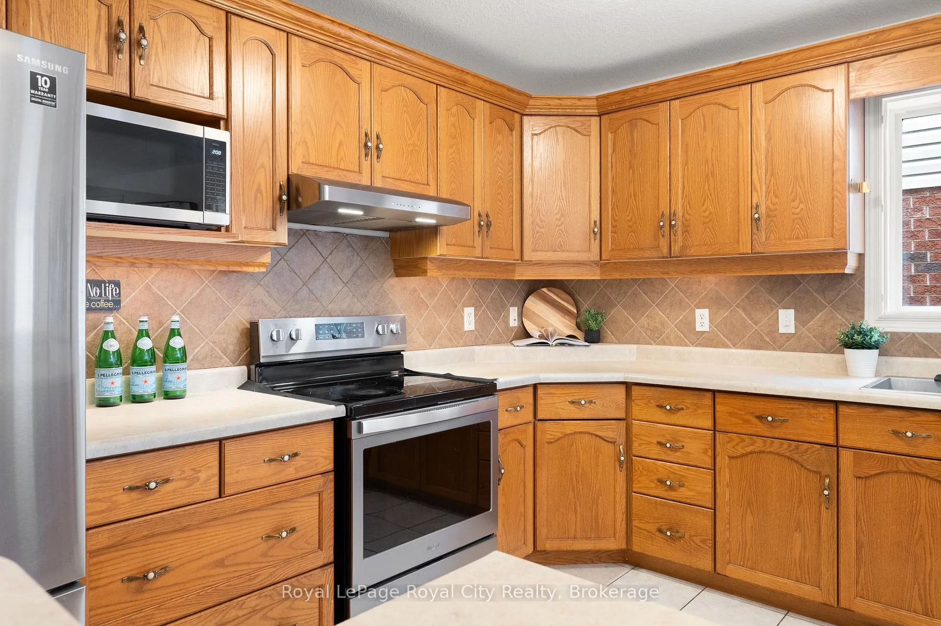 Photo 19 of 131 Swift Crescent, Guelph, Grange Road — HOMEH