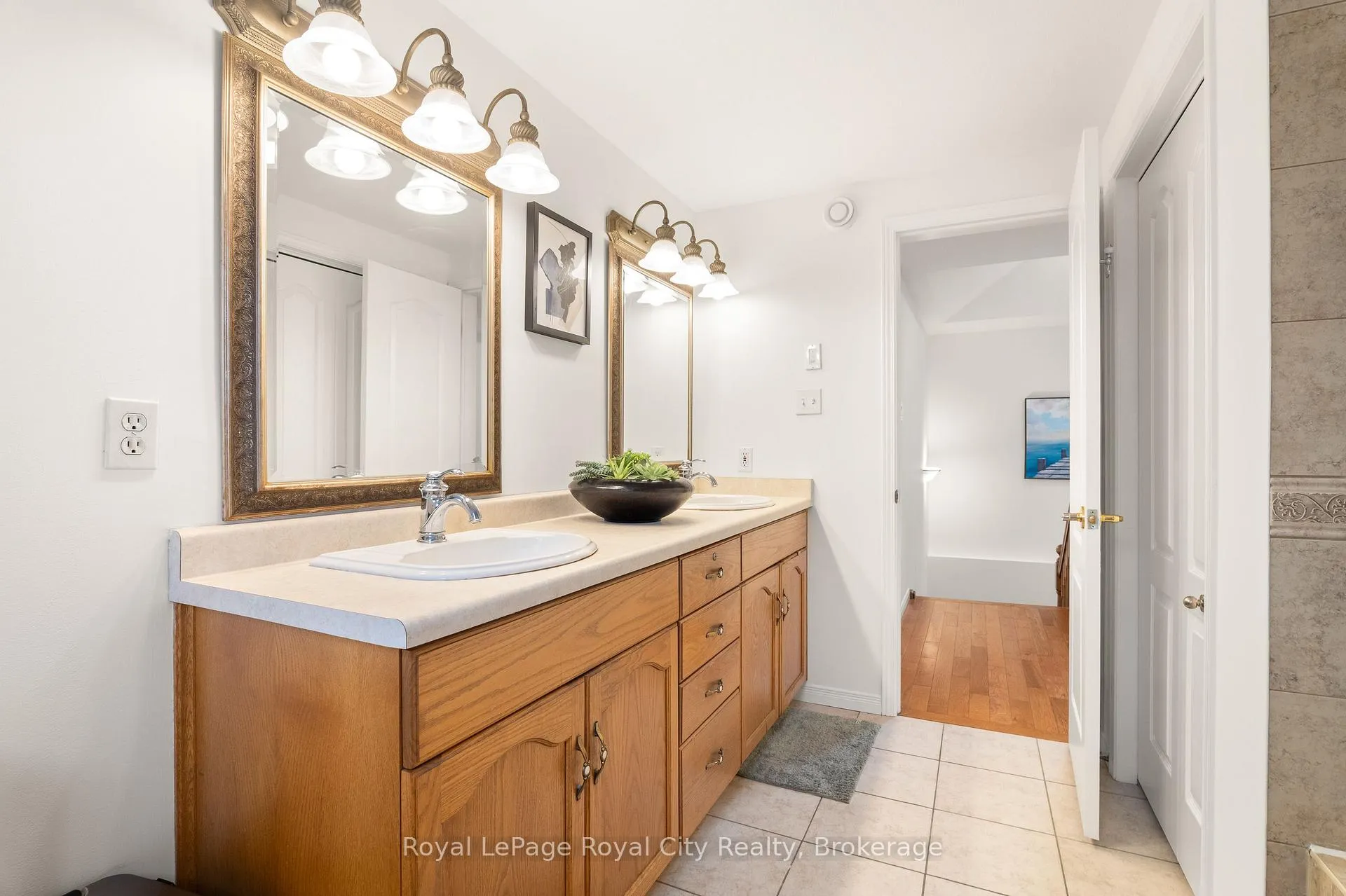 Photo 31 of 131 Swift Crescent, Guelph, Grange Road — HOMEH