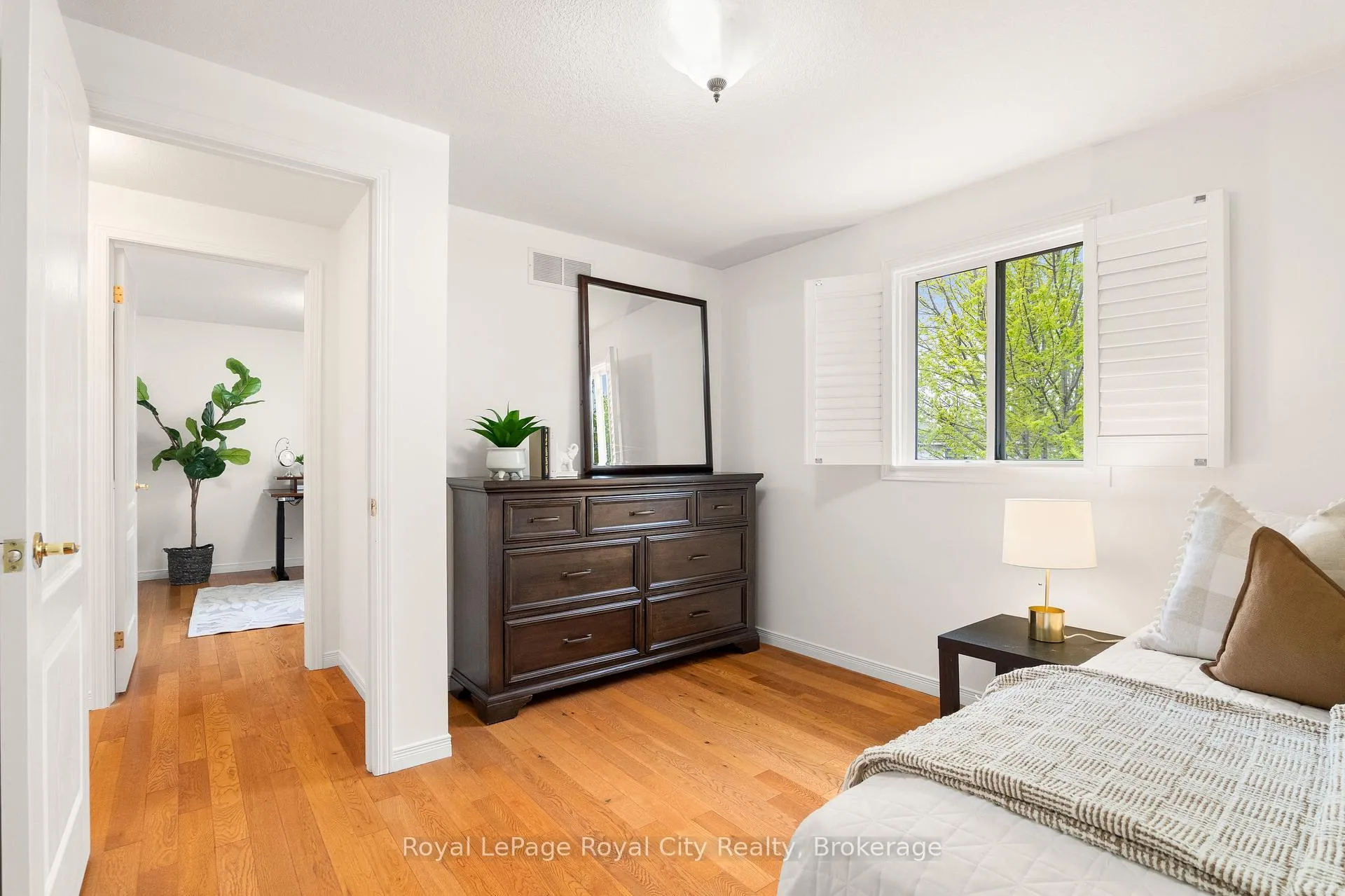 Photo 34 of 131 Swift Crescent, Guelph, Grange Road — HOMEH