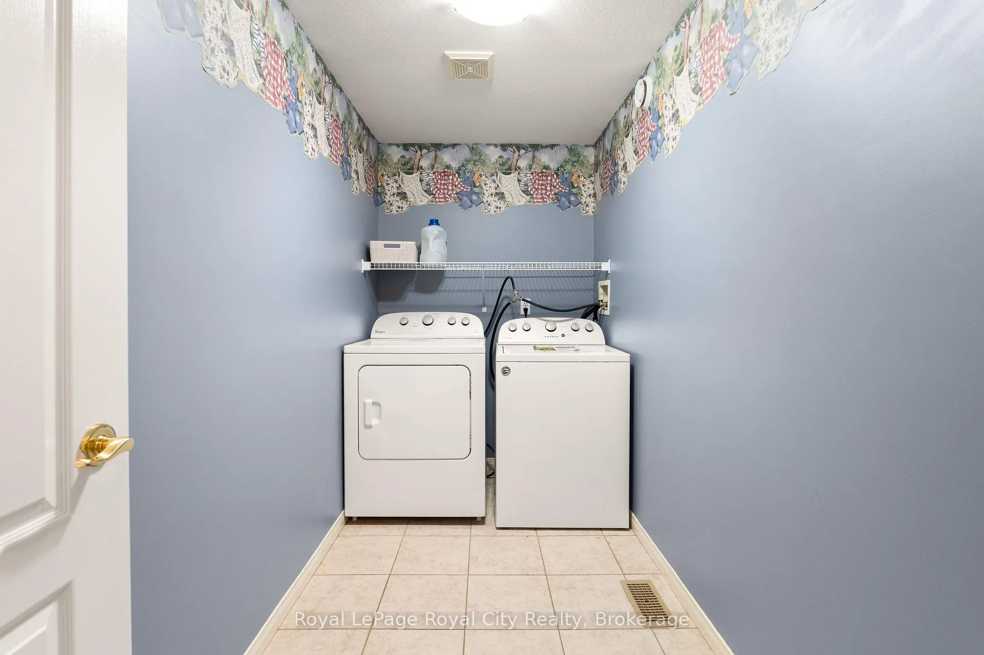 Photo 37 of 131 Swift Crescent, Guelph, Grange Road — HOMEH