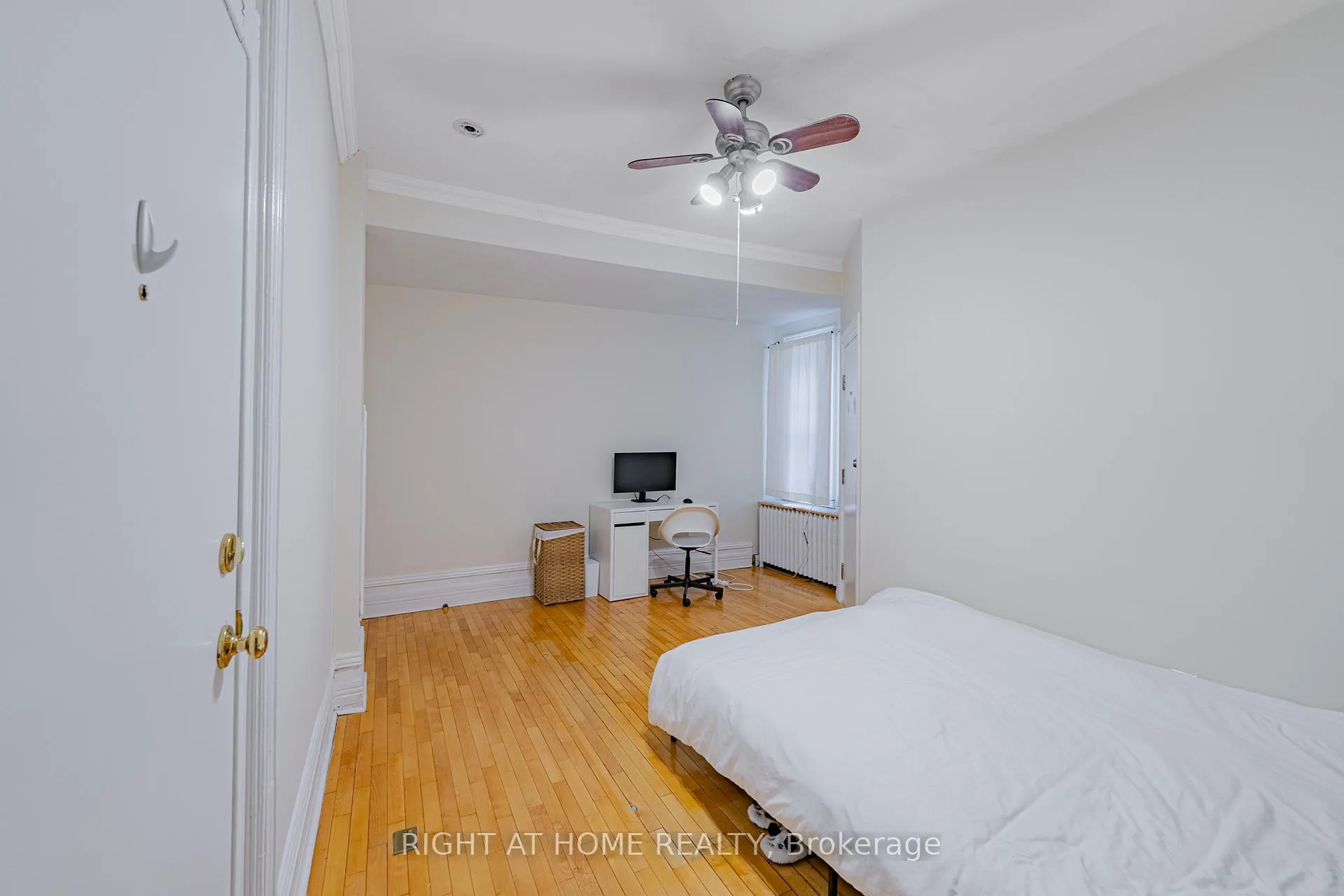 Photo 9 of Unit B, 220 Lyon Street, Ottawa, Ottawa Centre — HOMEH
