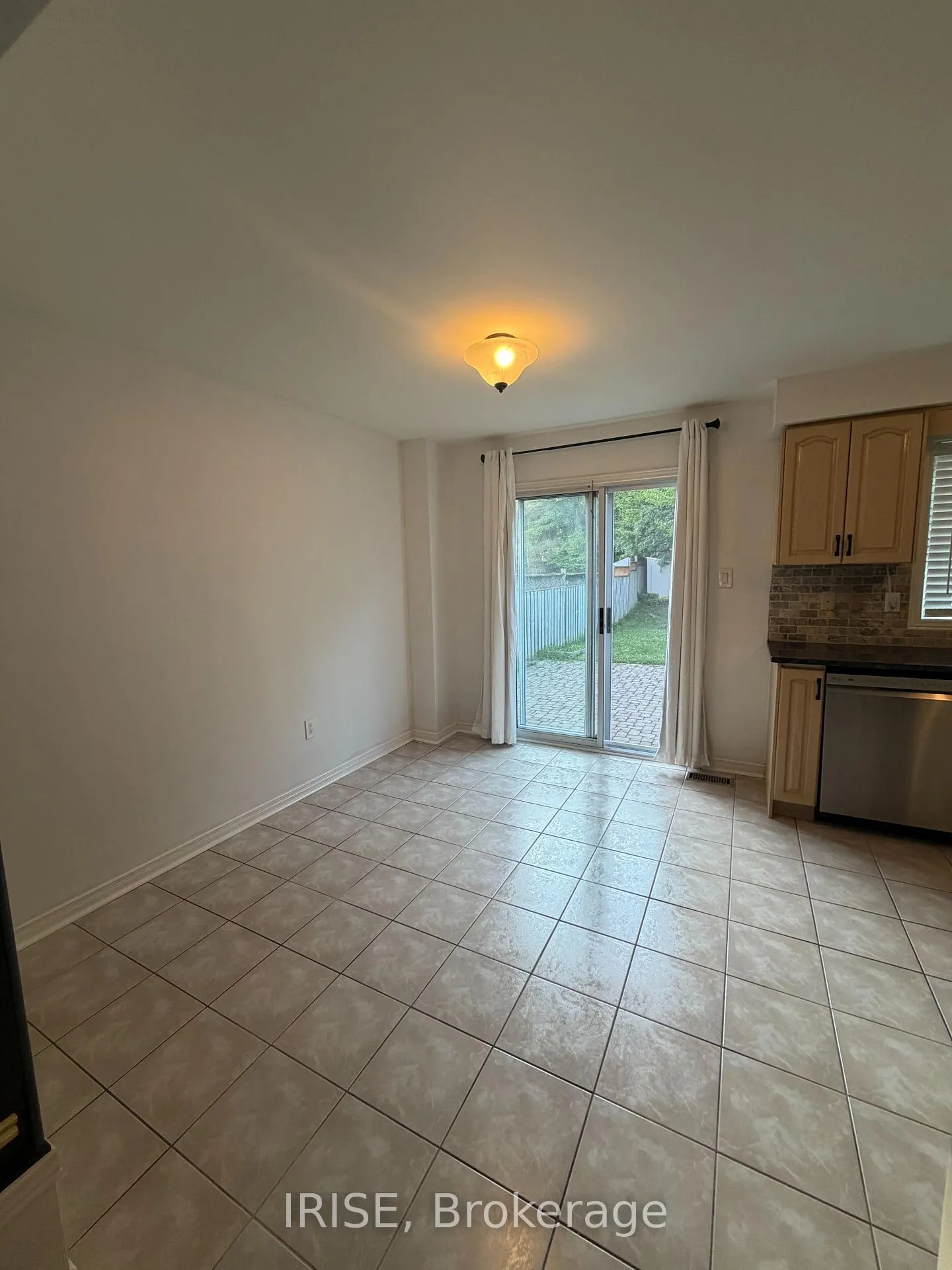 Photo 7 of 1849 Creek Way, Burlington, Uptown — HOMEH