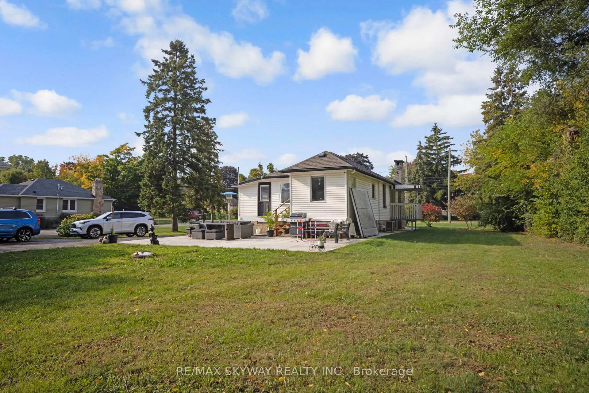 Photo 14 of 45 Confederation Street, Halton Hills, Glen Williams — HOMEH